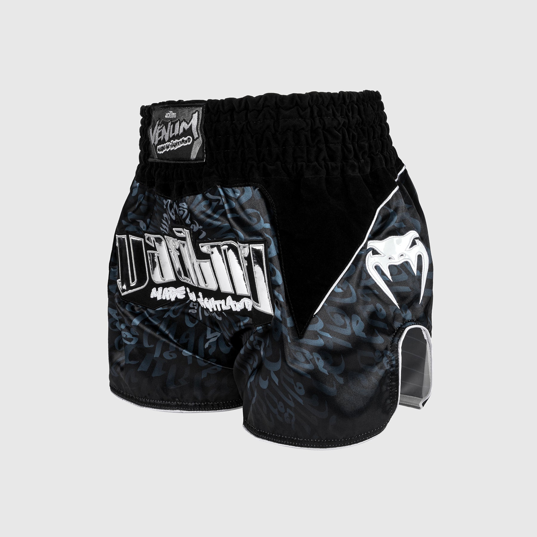 venum-attack-muay-thai-shorts-schwarz-silber image 2