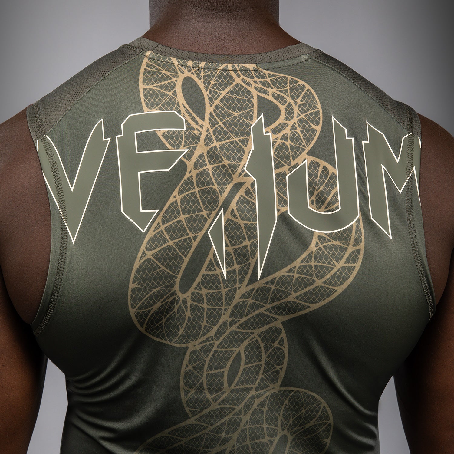 venum-serpenti-rmelloses-rashguard-khaki-bronze-ivory image 5