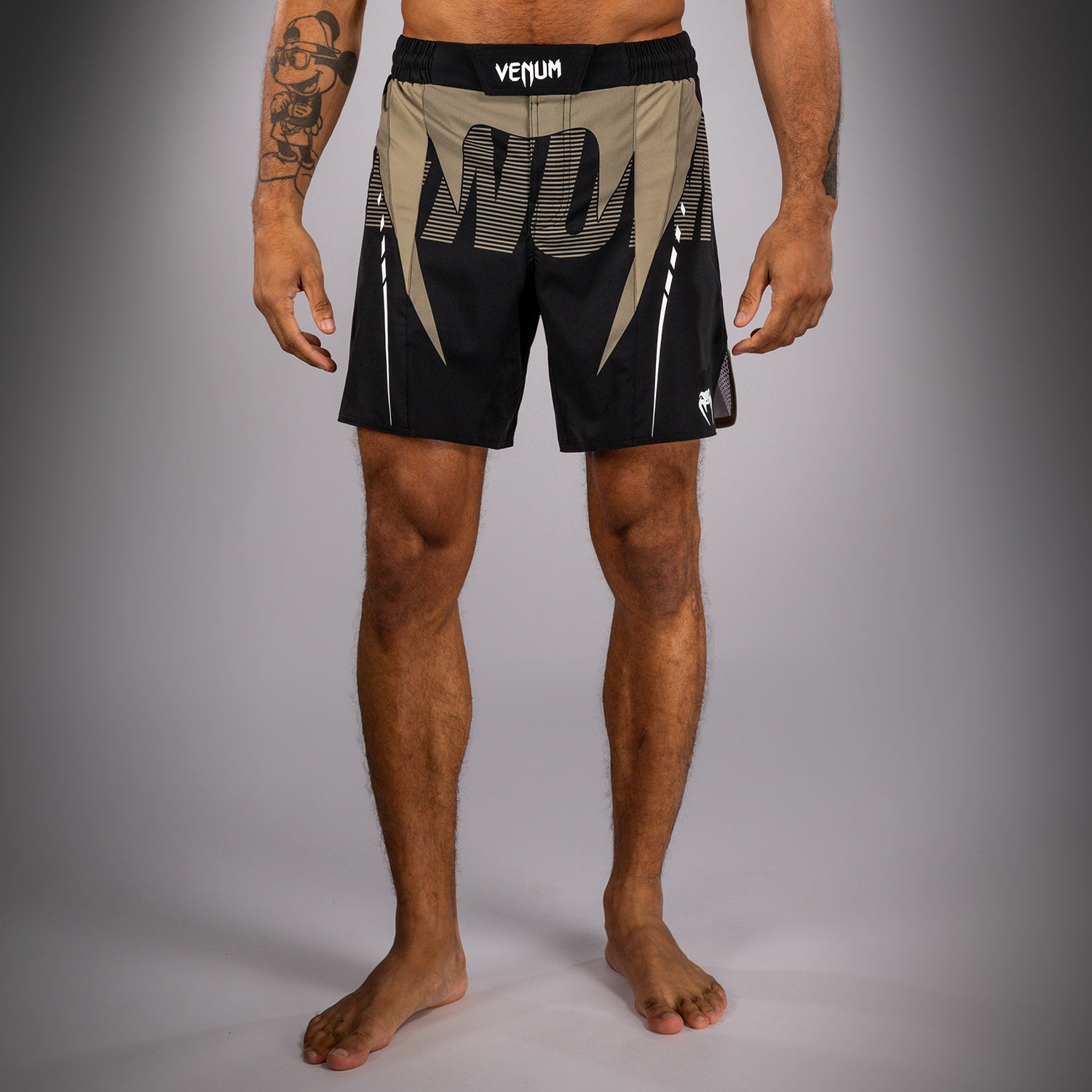 venum-adrenaline-kampfshorts-schwarz-sand image 1