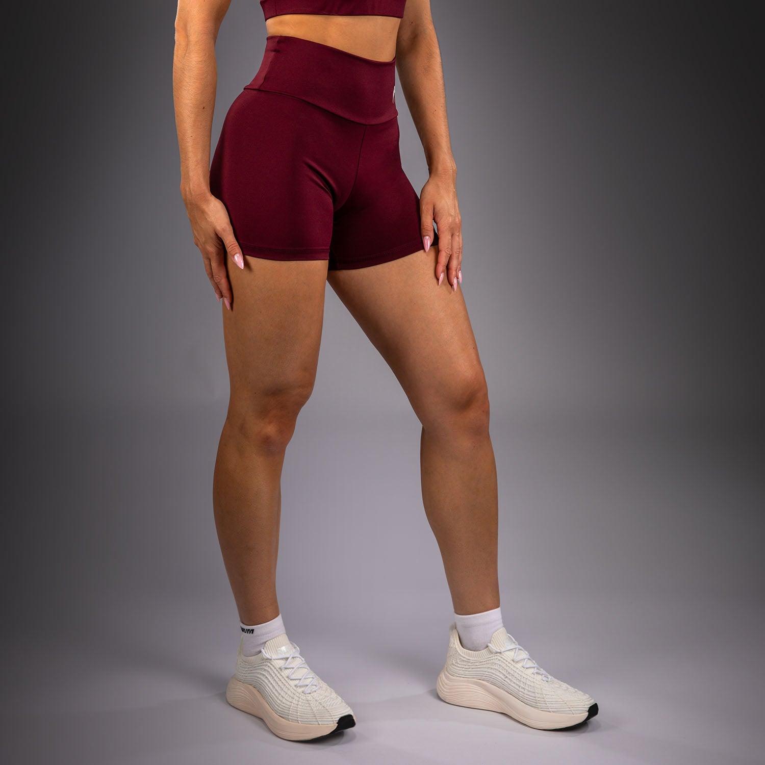 venum-aero-xt-kompressionsshort-pflaume-damen-bike-short image 4