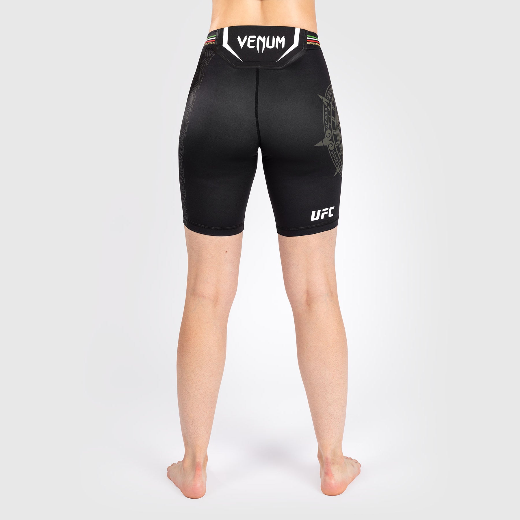 noche-ufc-by-venum-authentic-fight-night-herren-fight-shorts-kurze-passform-rot image 2