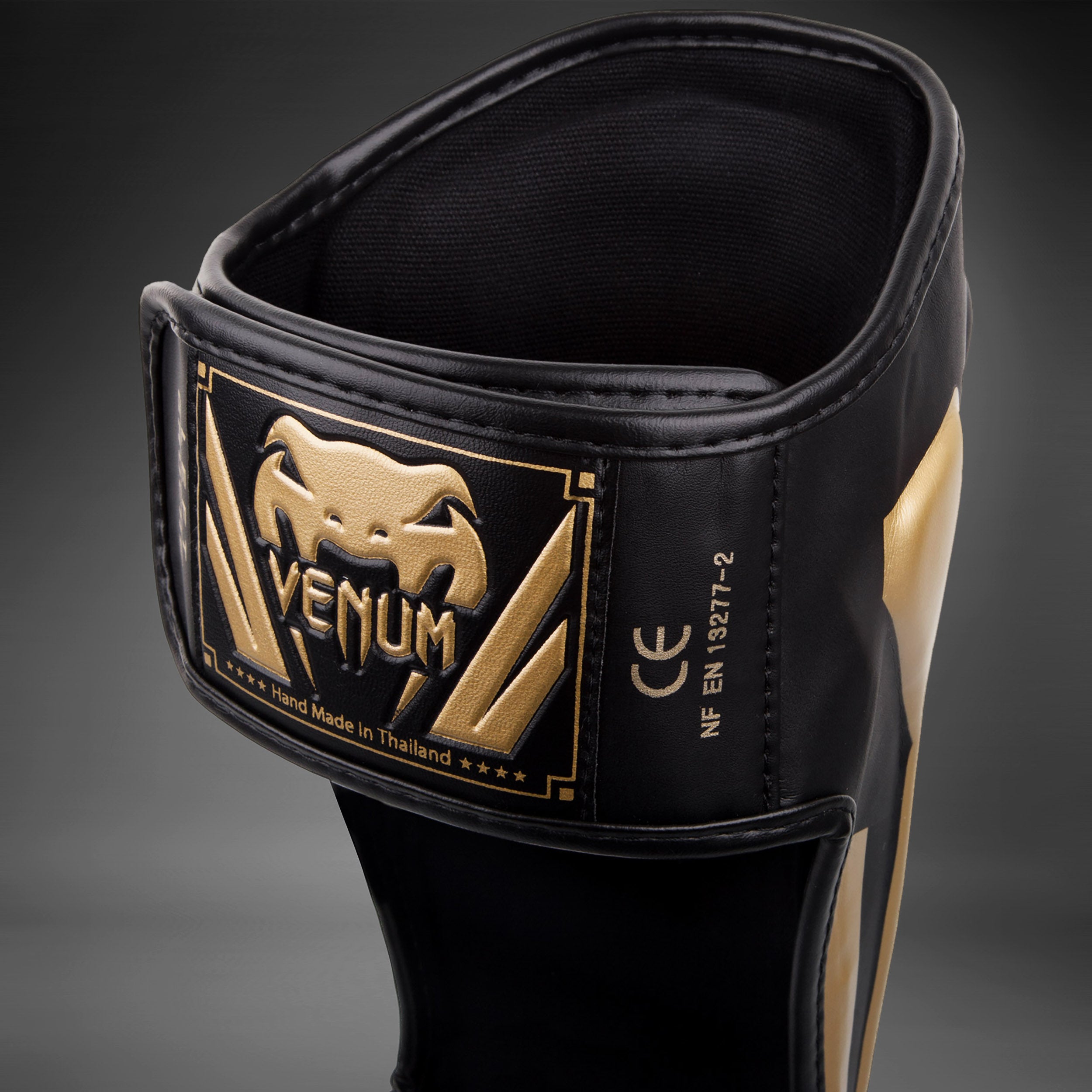 venum-elite-standup-schienbeinsch-tzer-schwarz-gold image 3