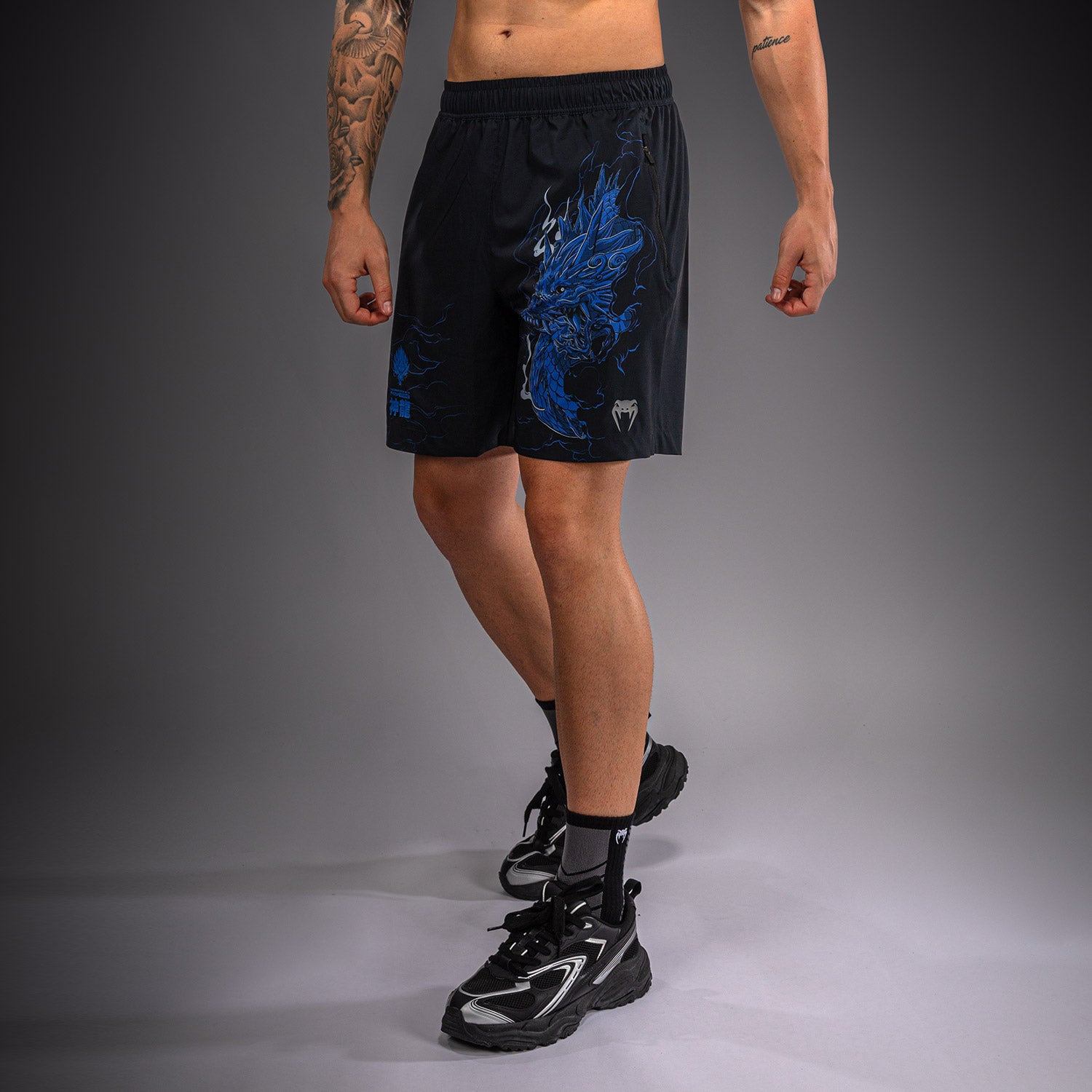 venum-thunder-dragon-trainingsshorts-schwarz-k-nigsblau image 3
