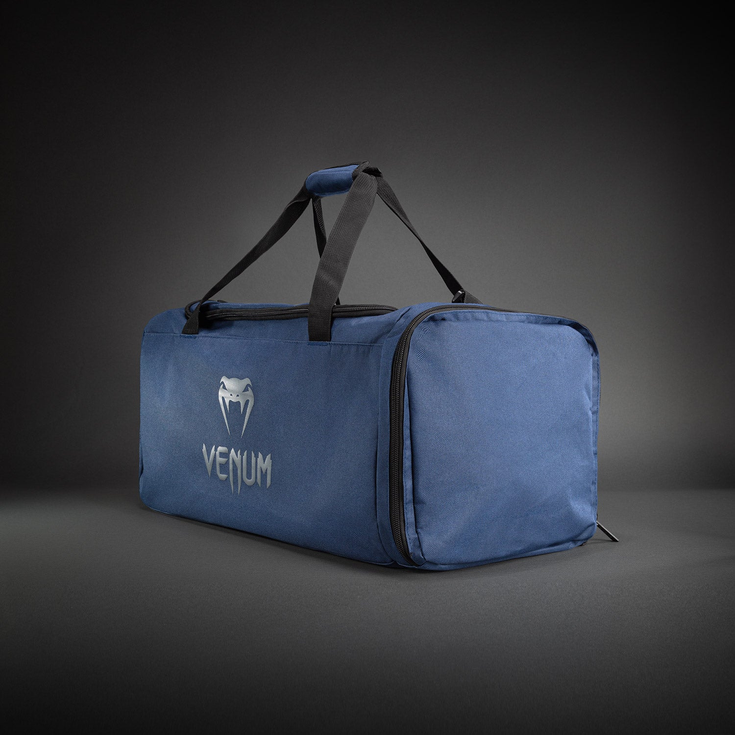 venum-essential-sporttasche-37-l-duffle-marineblau image 2