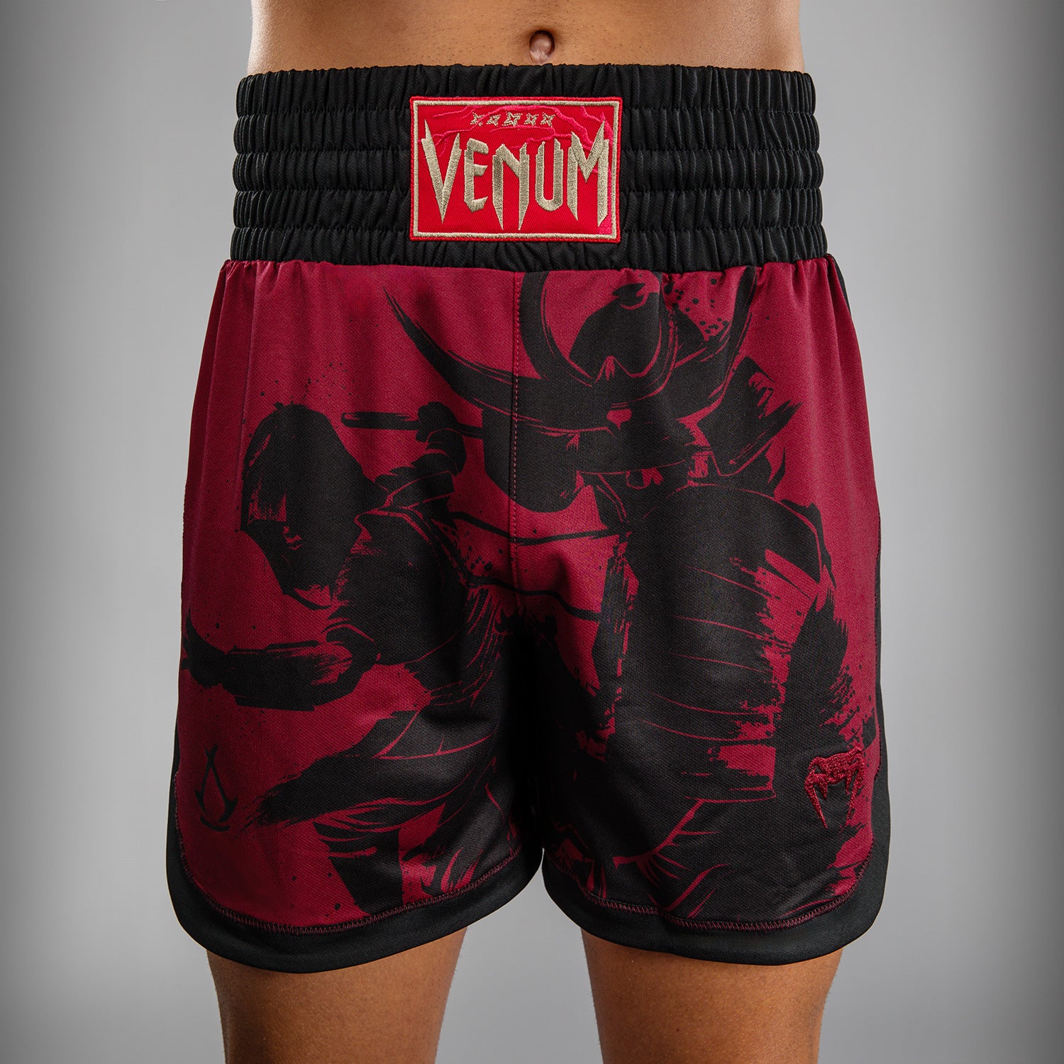 venum-x-assassin-s-creed-shadows-herren-boxershorts-burgunder-schwarz image 6