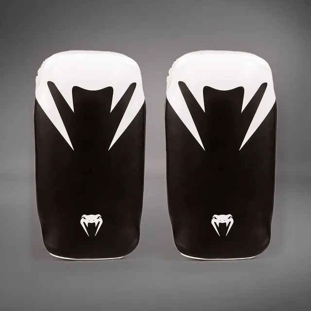 venum-giant-kick-pads-schwarz-gold-paar-kickbox-pratzen image 1
