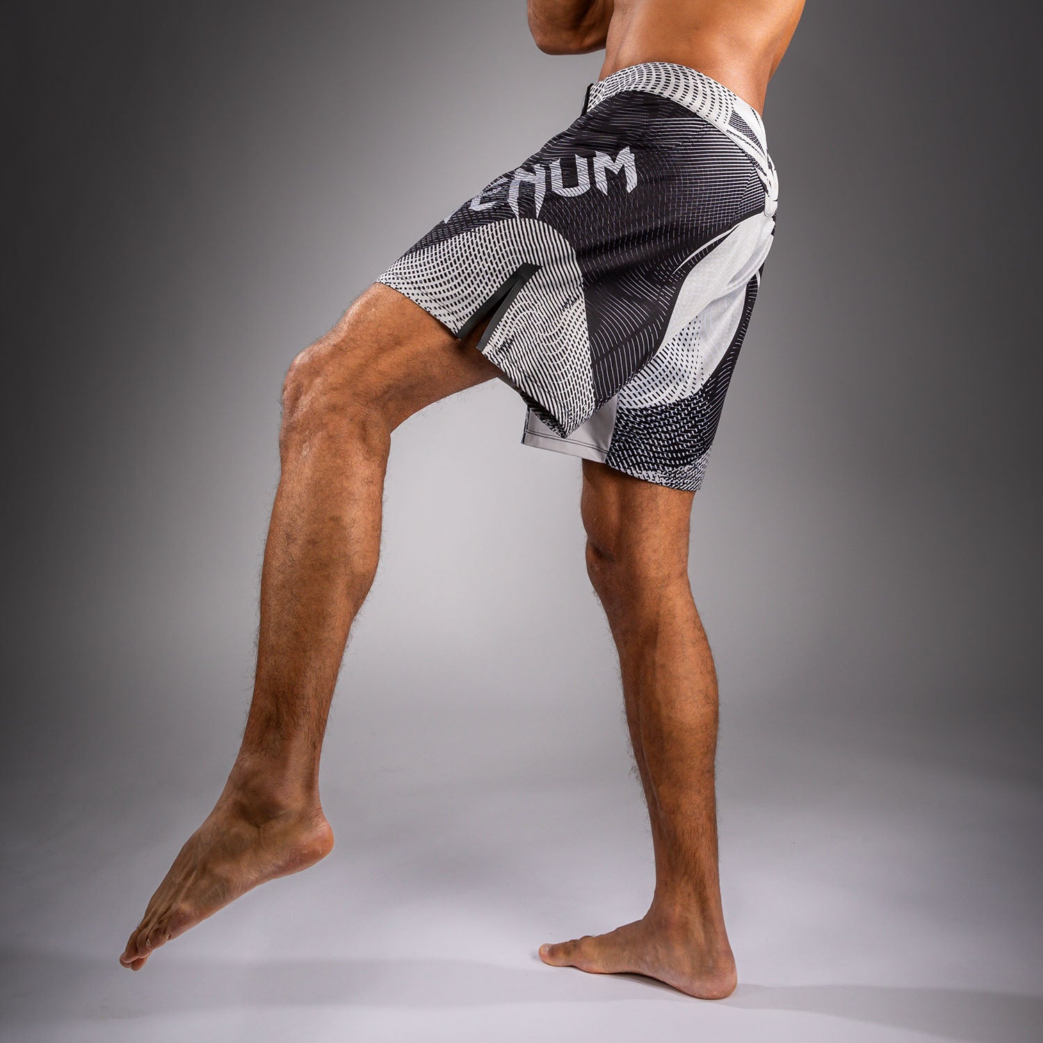 venum-galactic-3-0-fightshorts-cremewei-schwarz image 4
