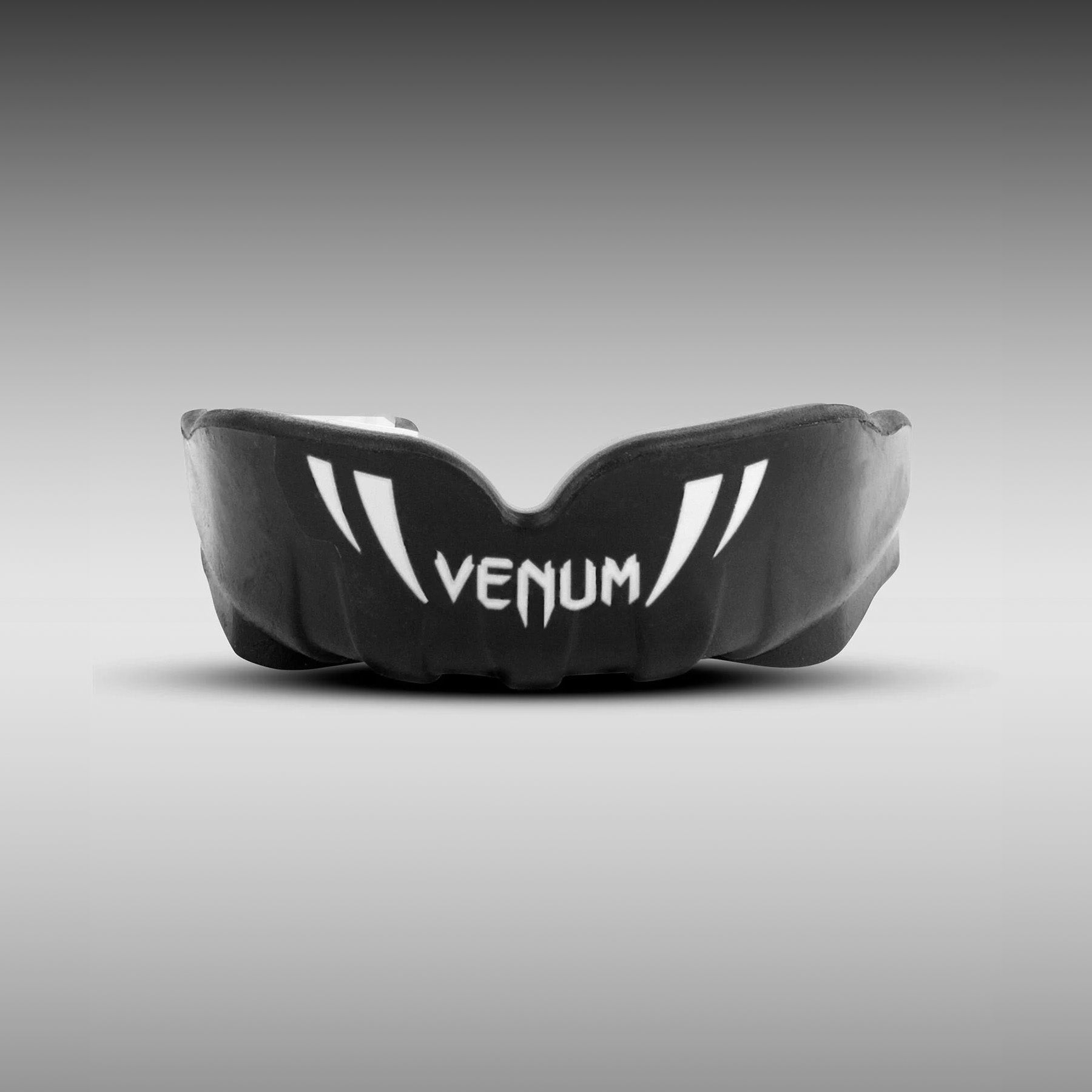 venum-challenger-kinder-mundschutz-schwarz-wei-2 image 2
