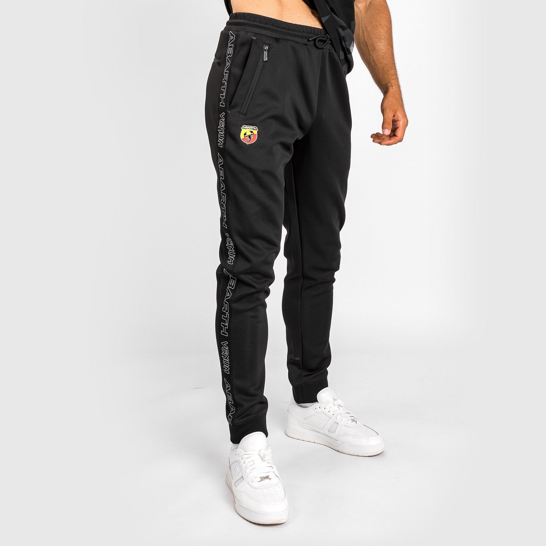 venum-abarth-1-jogginghose-schwarz image 1