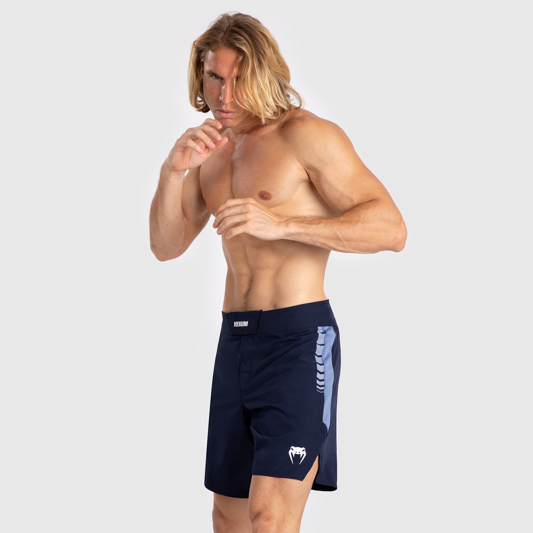 venum-tempest-herren-kampfshorts-marineblau-blau image 2