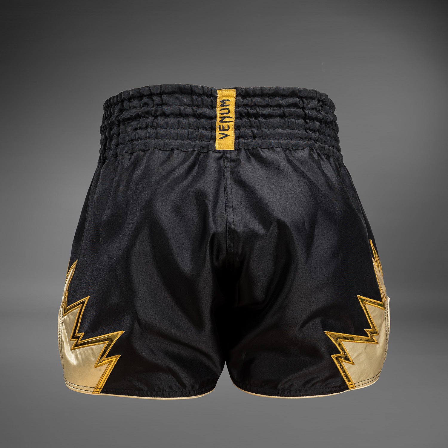 venum-inferno-muay-thai-shorts-schwarz-gold image 3