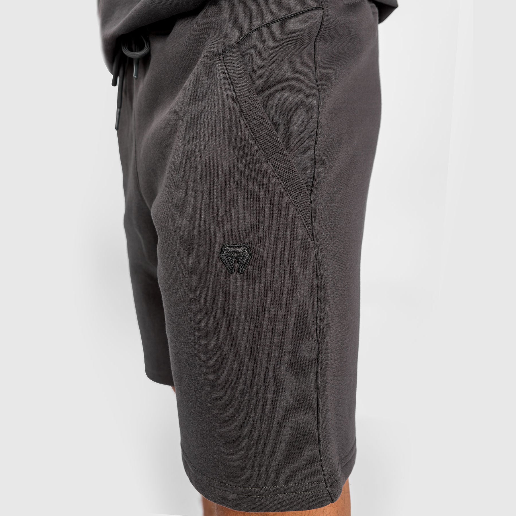 venum-silent-power-baumwoll-short-grau-herren image 4