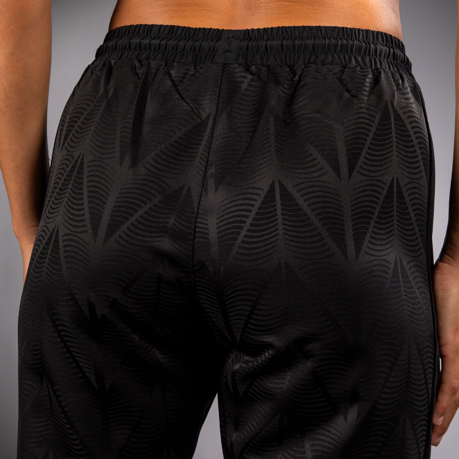 ufc-zenith-by-venum-authentic-fight-night-trainingshose-damen-schwarz image 7