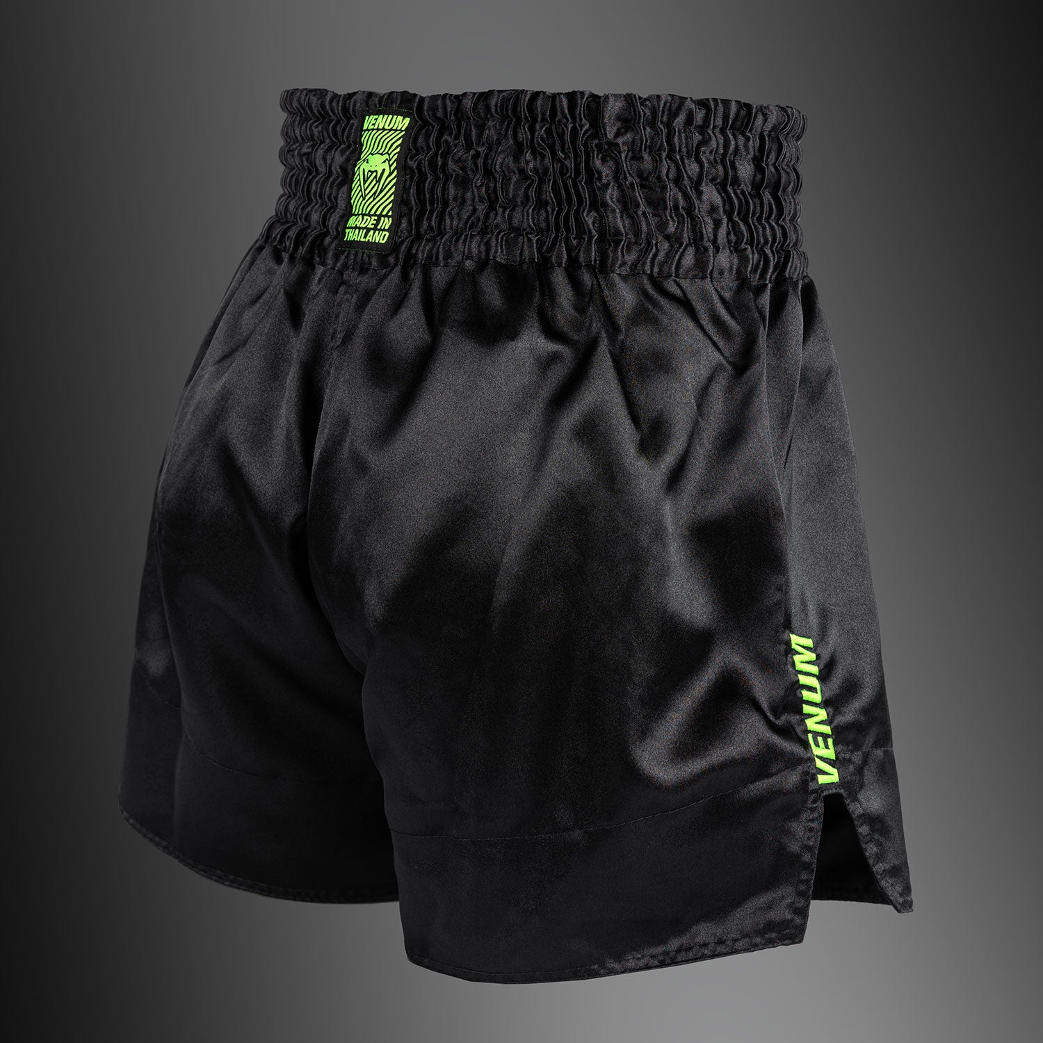 venum-classic-evo-muay-thai-shorts-unisex-schwarz-neongelb image 3