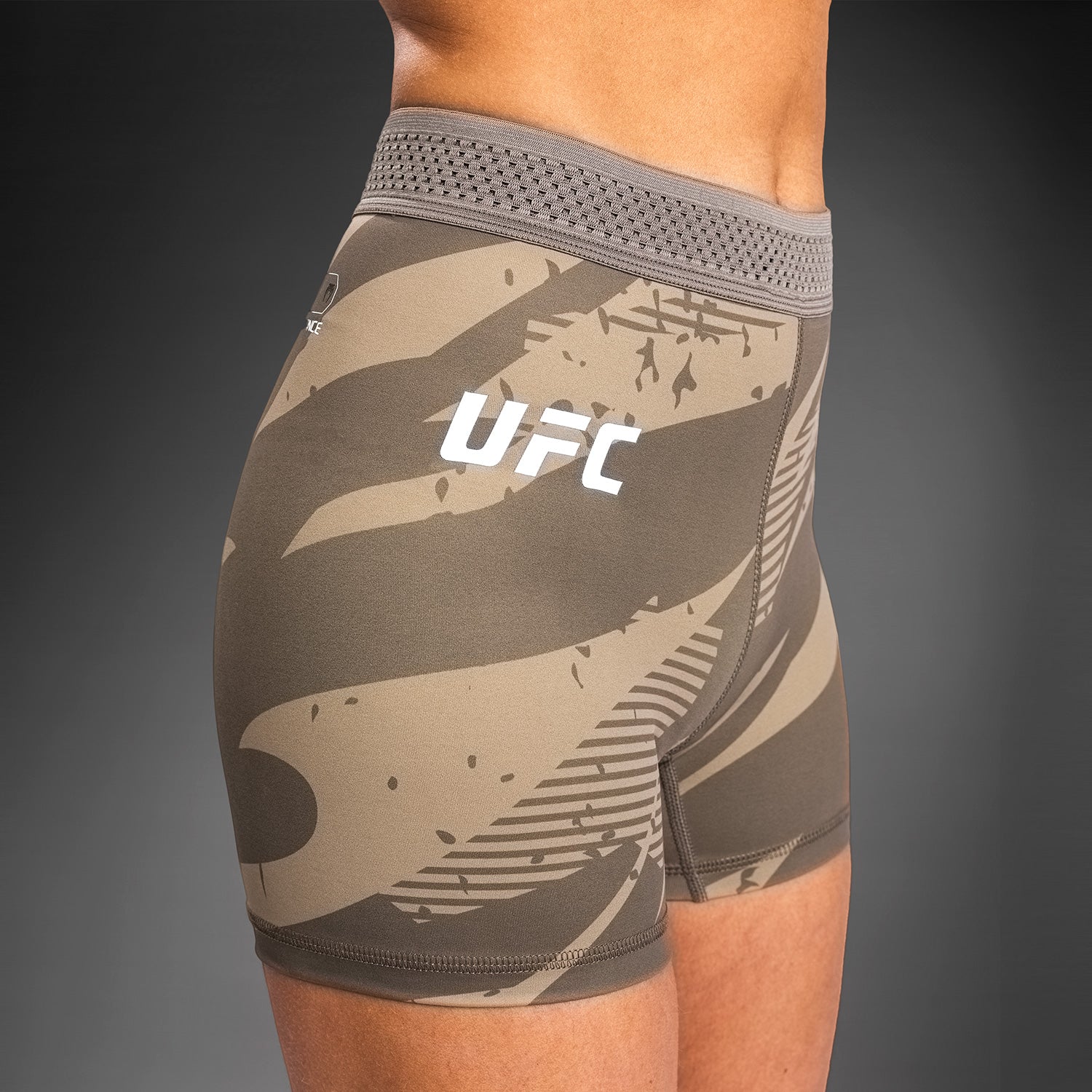 ufc-adrenaline-by-venum-fight-week-damen-vale-tudo-short-charcoal-grey image 8