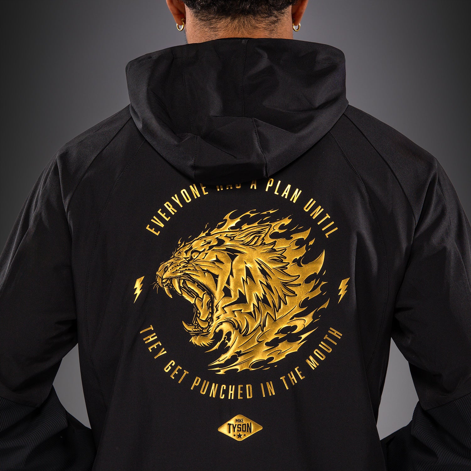 venum-x-mike-tyson-tiger-trainingsjacke-herren-schwarz-gold image 8