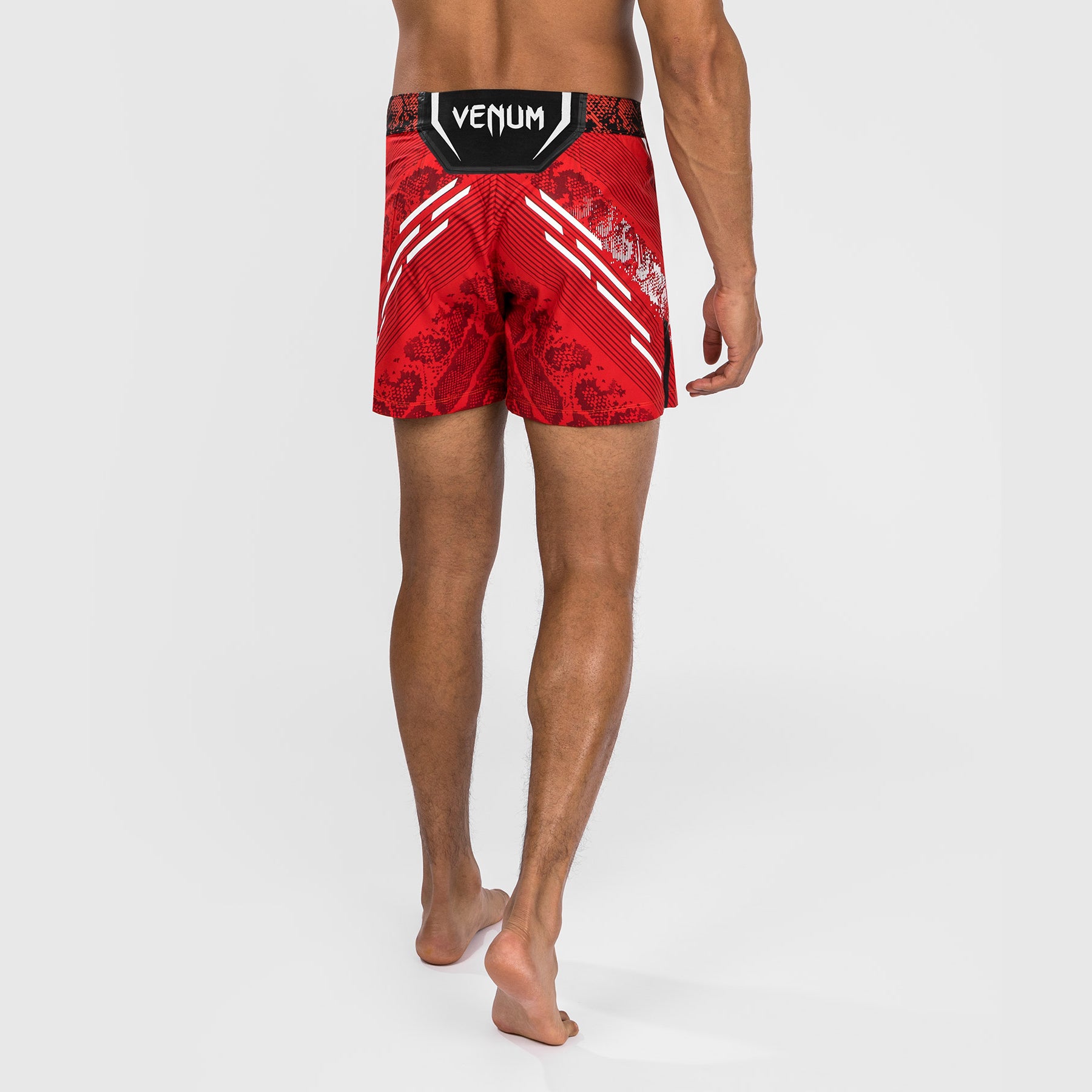 ufc-adrenaline-by-venum-authentic-fight-night-kampfshorts-herren-kurze-passform- image 5