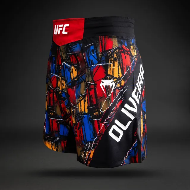 venum-ufc-unrivaled-charles-oliveira-fight-short-herren-rot image 1