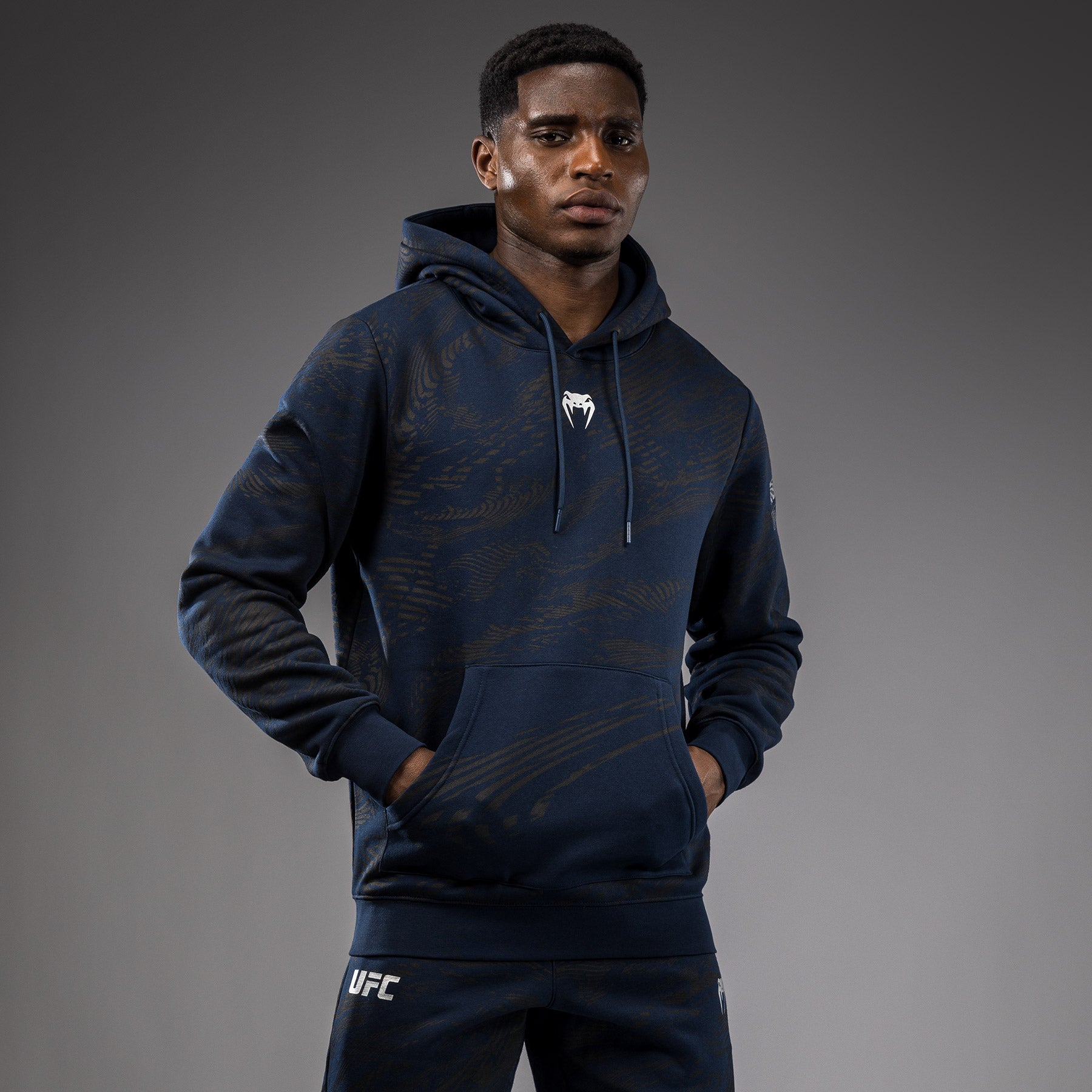 venum-ufc-fusion-fight-week-herren-hoodie-ozeanisches-blau image 2