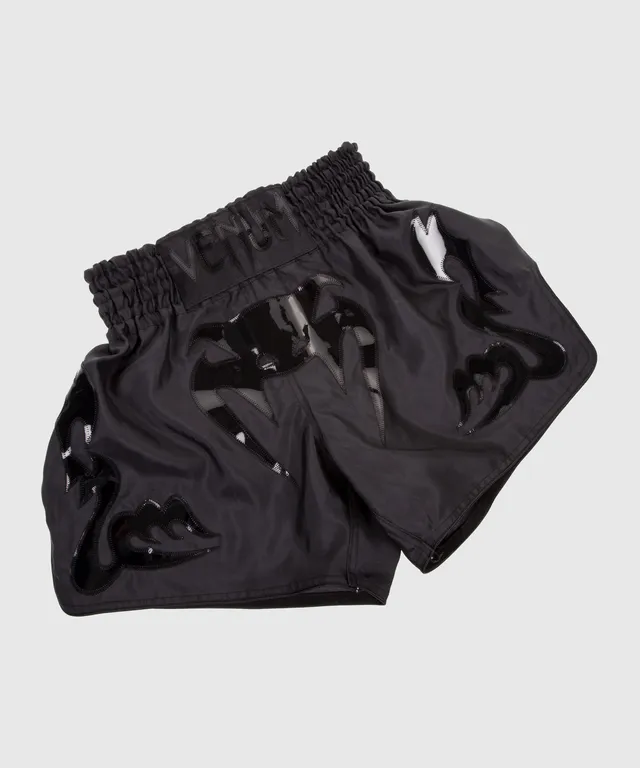 venum-bangkok-inferno-muay-thai-shorts-matt-schwarz image 1