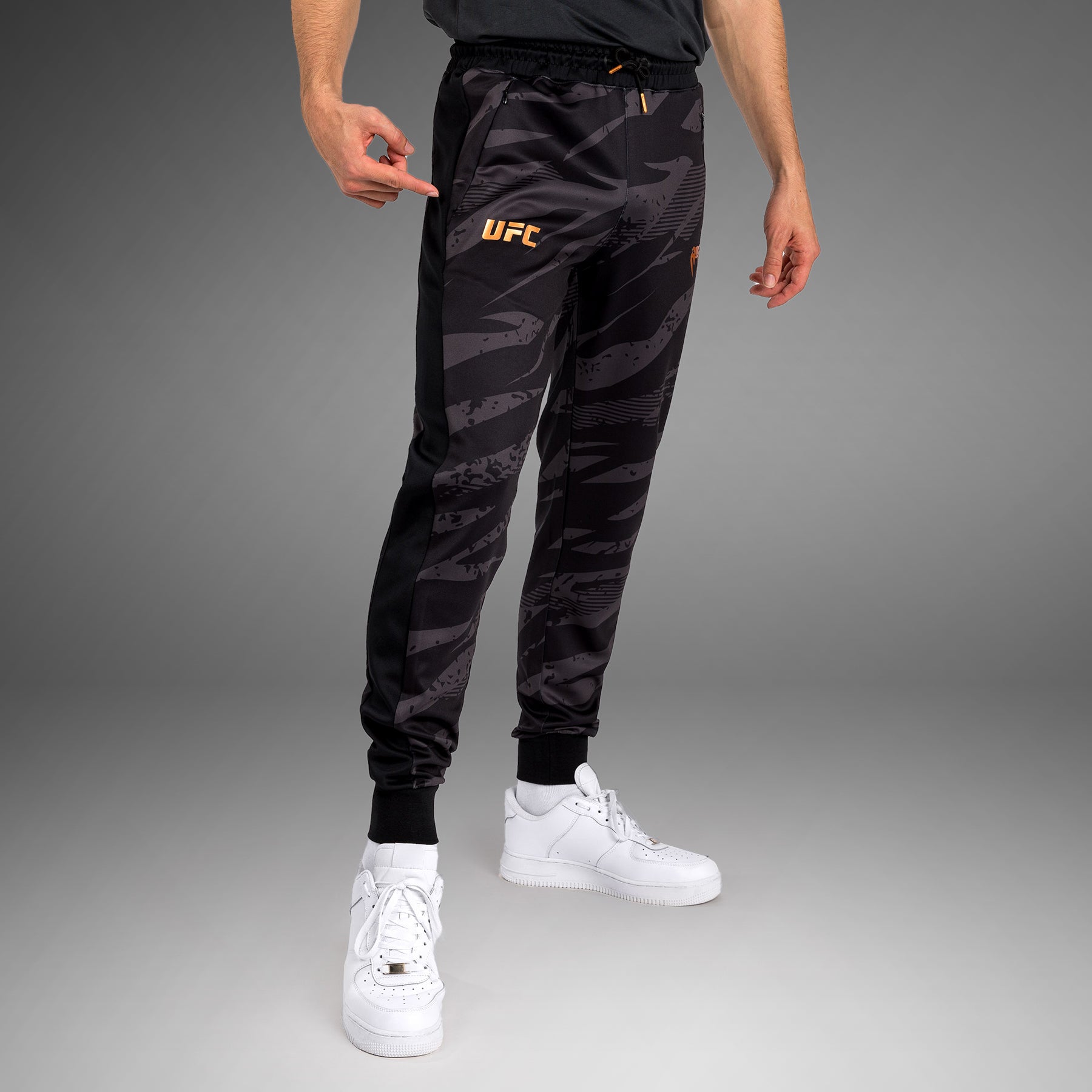 venum-ufc-adrenaline-by-venum-fight-week-hose-herren-urban-camo image 4