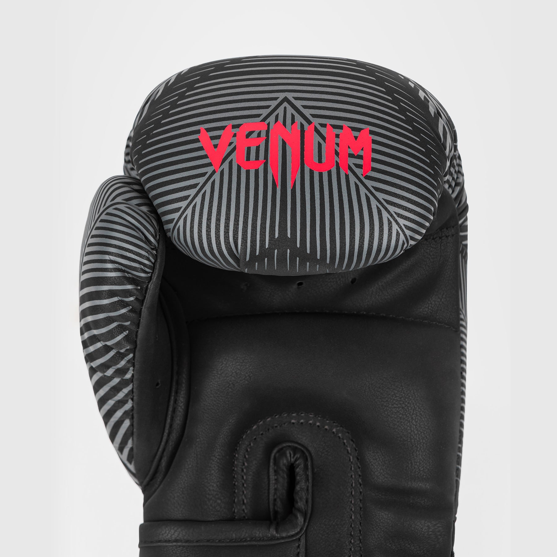 venum-phantom-boxhandschuhe-schwarz-rot image 5