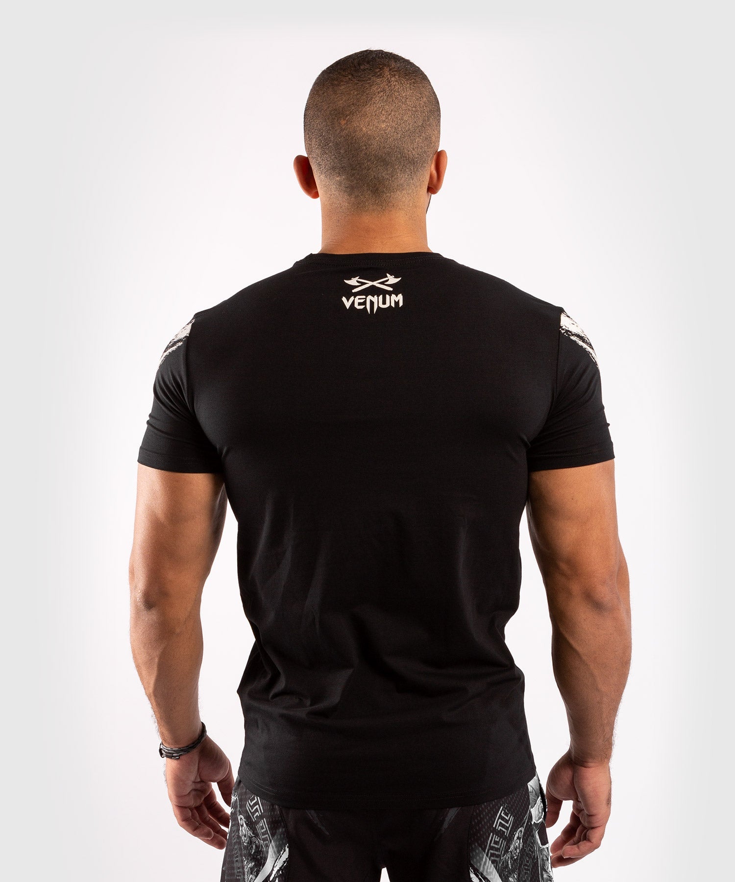 venum-gldtr-4-0-t-shirt-schwarz image 1