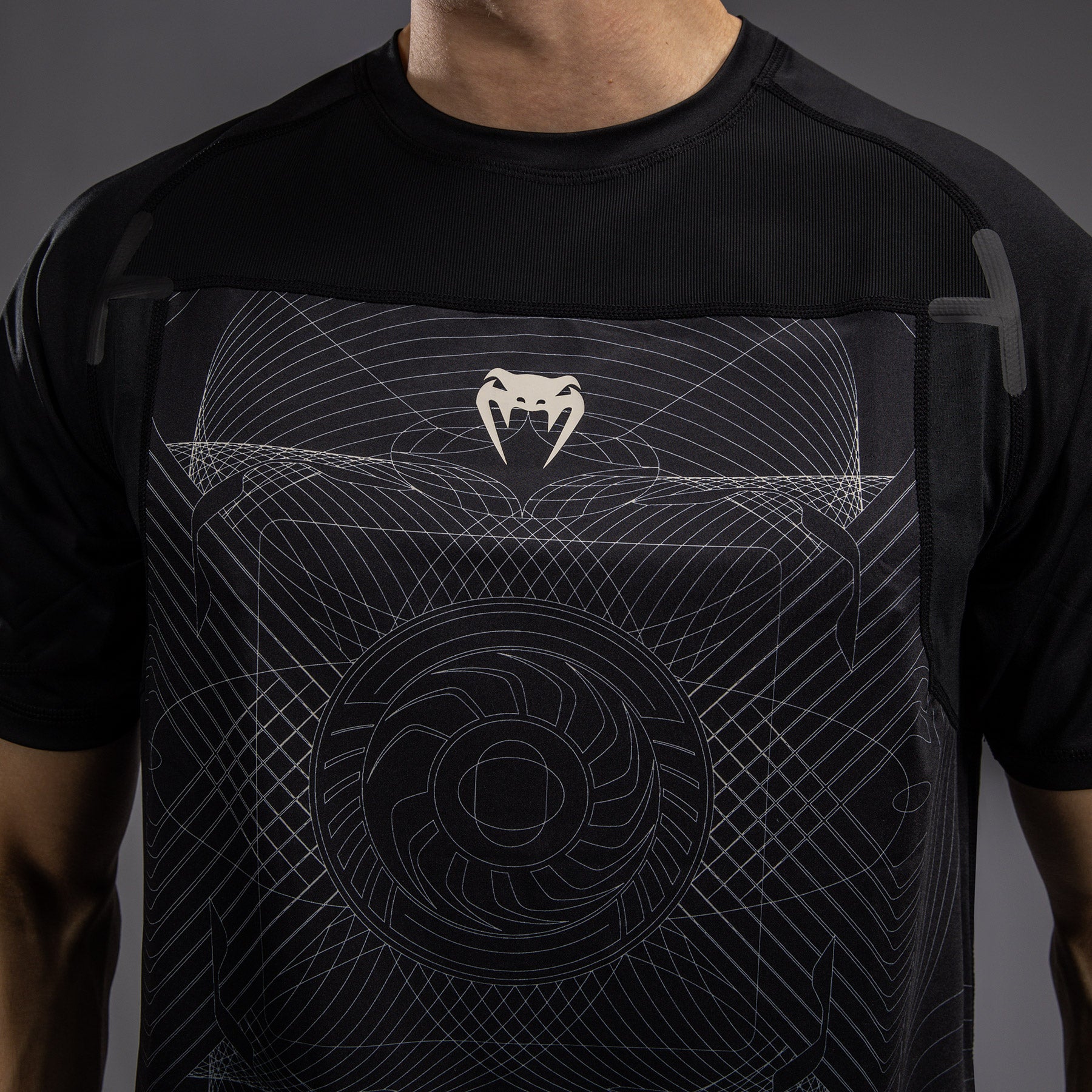 venum-g-fit-air-herren-dry-tech-t-shirt-tiefschwarz-w-stensand image 6