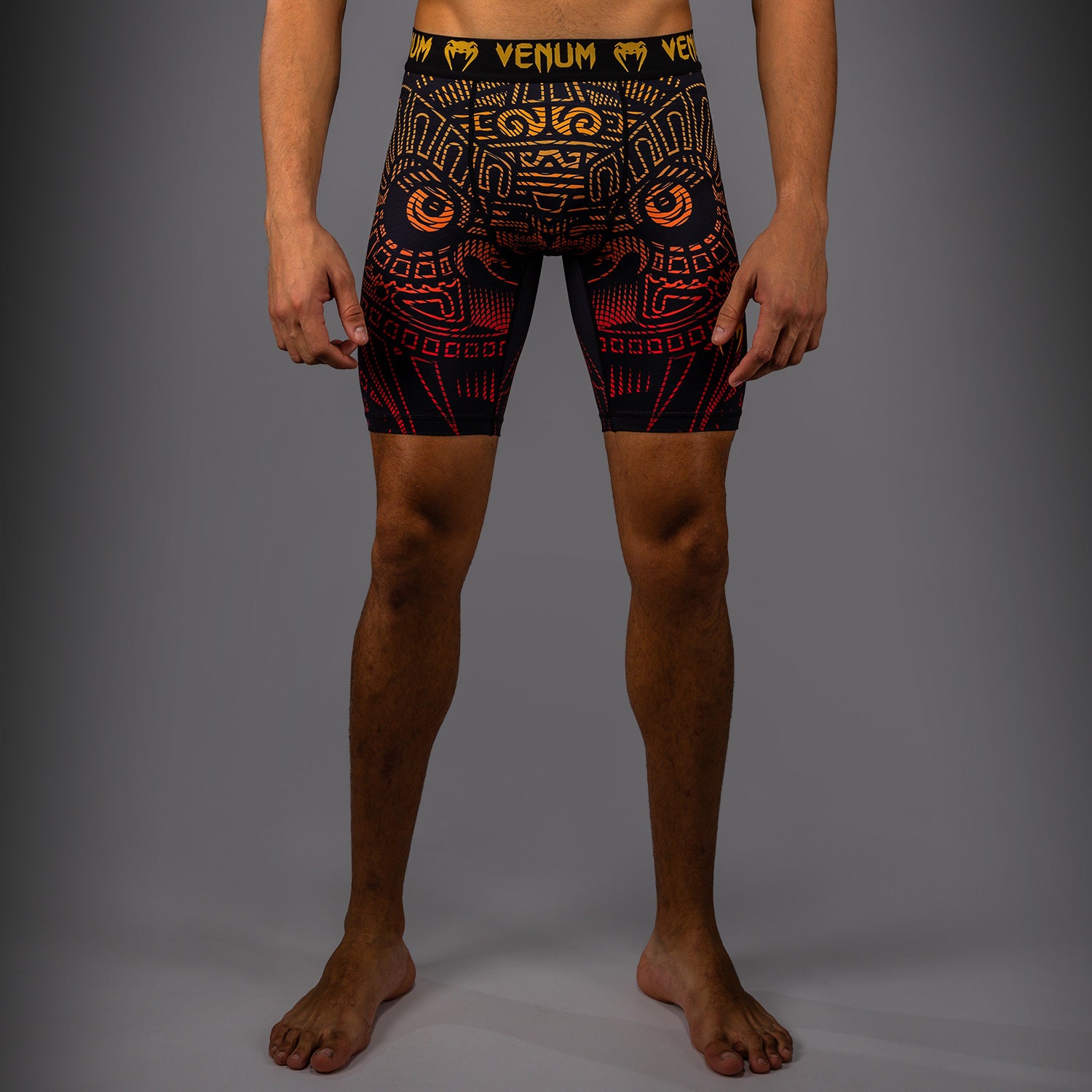 venum-quetzal-fury-vale-tudo-shorts-schwarz-fury-rot-tangerine image 1