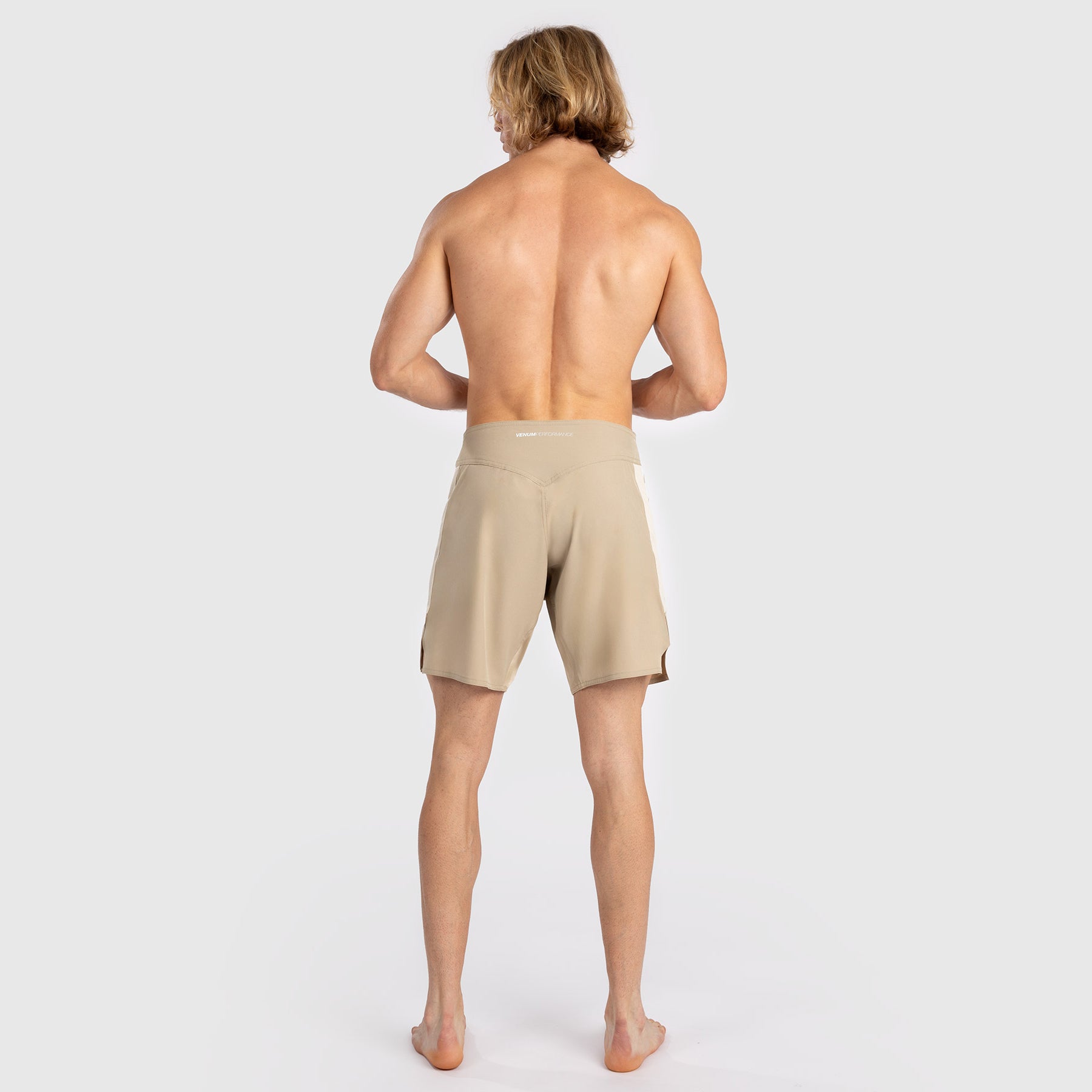 venum-tempest-herren-kampfshorts-beige-sand image 8