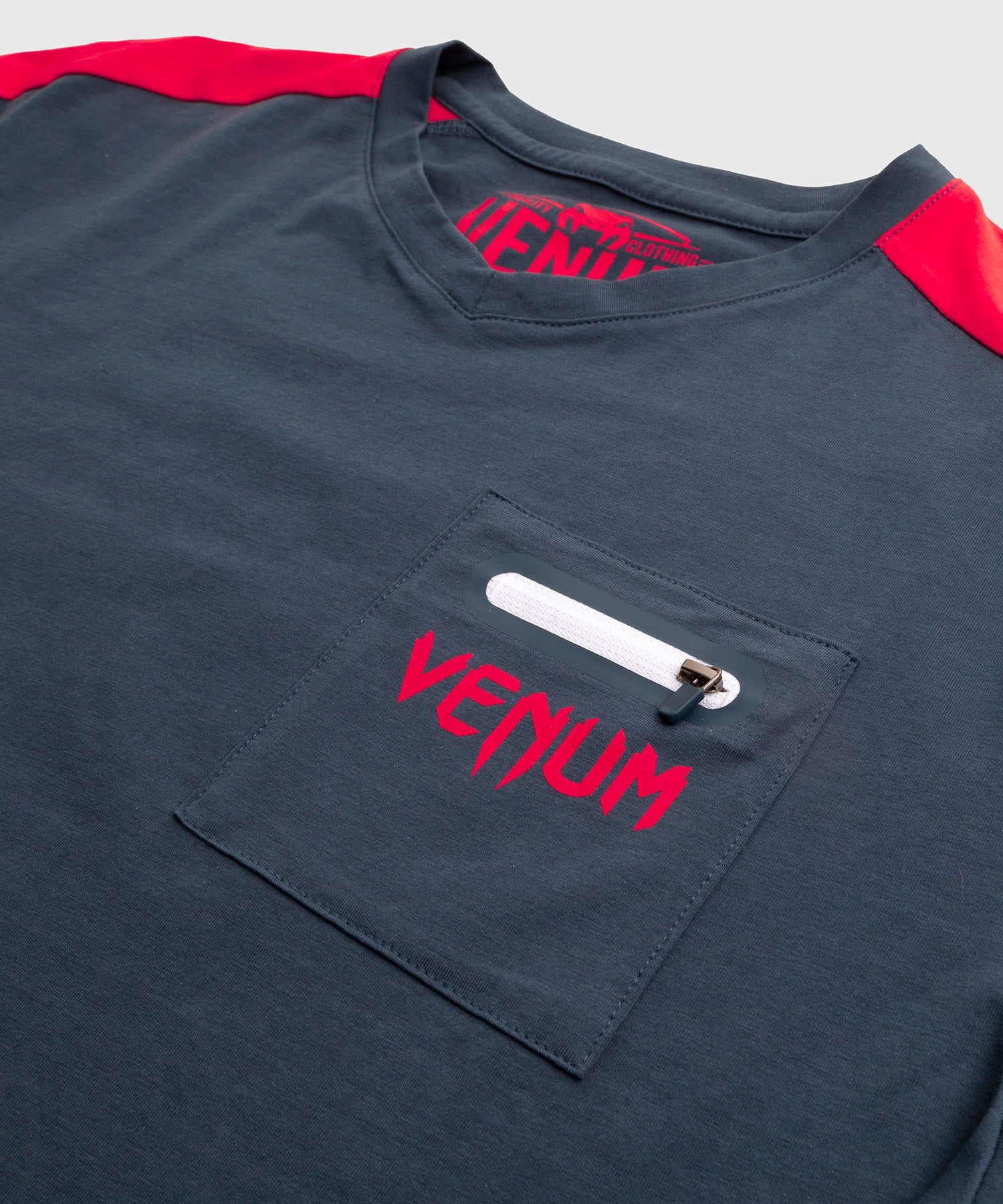 venum-cargo-t-shirt-dunkelblau-himbeere-wei image 6