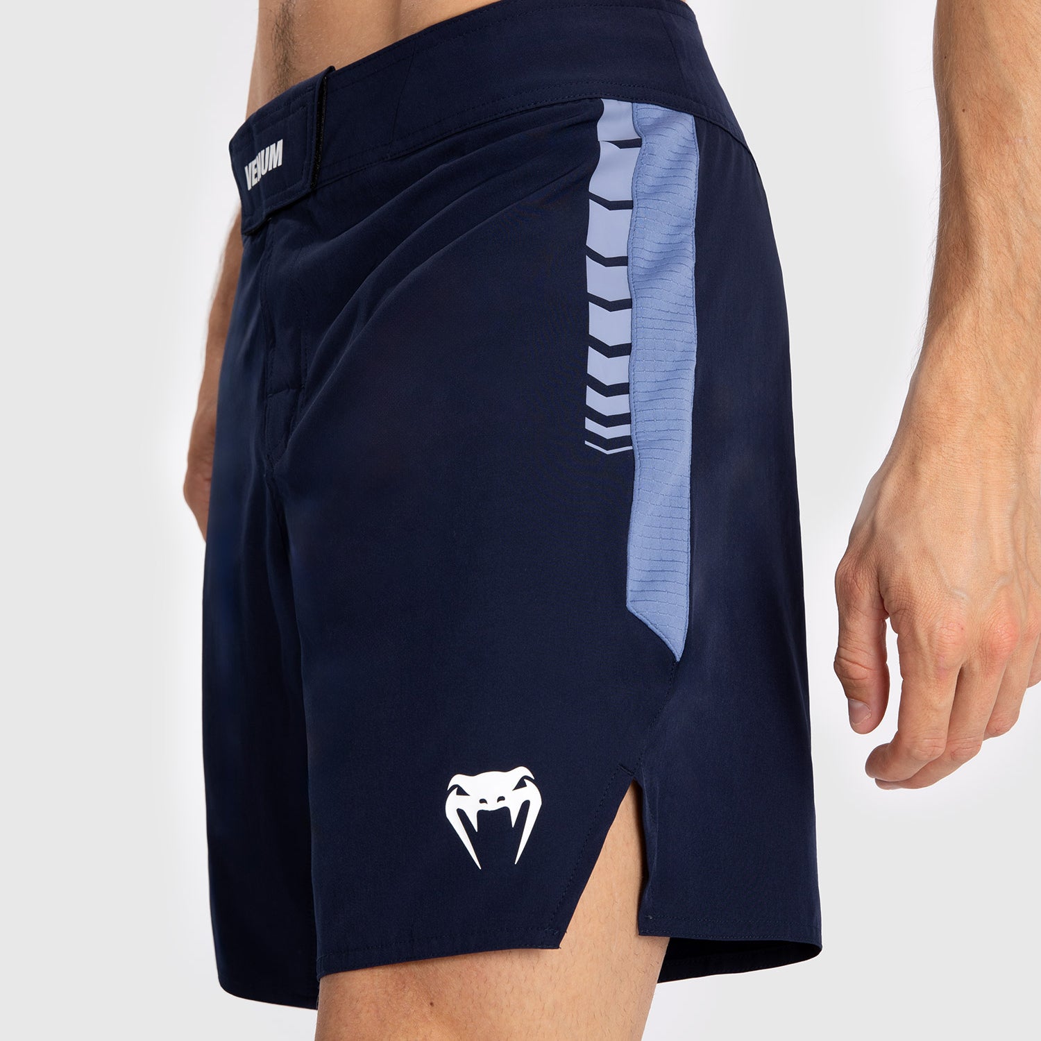 venum-tempest-herren-kampfshorts-marineblau-blau image 4