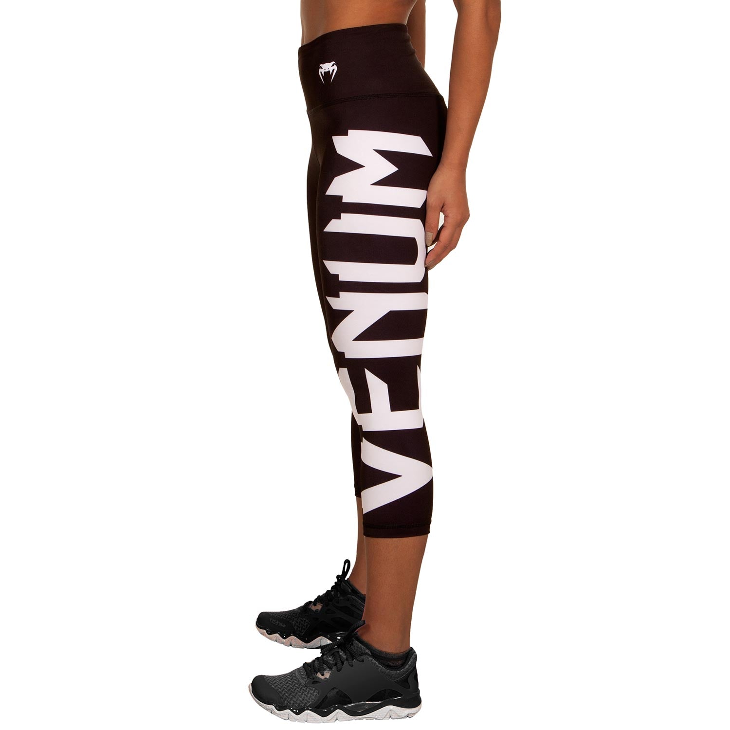 venum-giant-kurze-leggings-damen-schwarz image 4