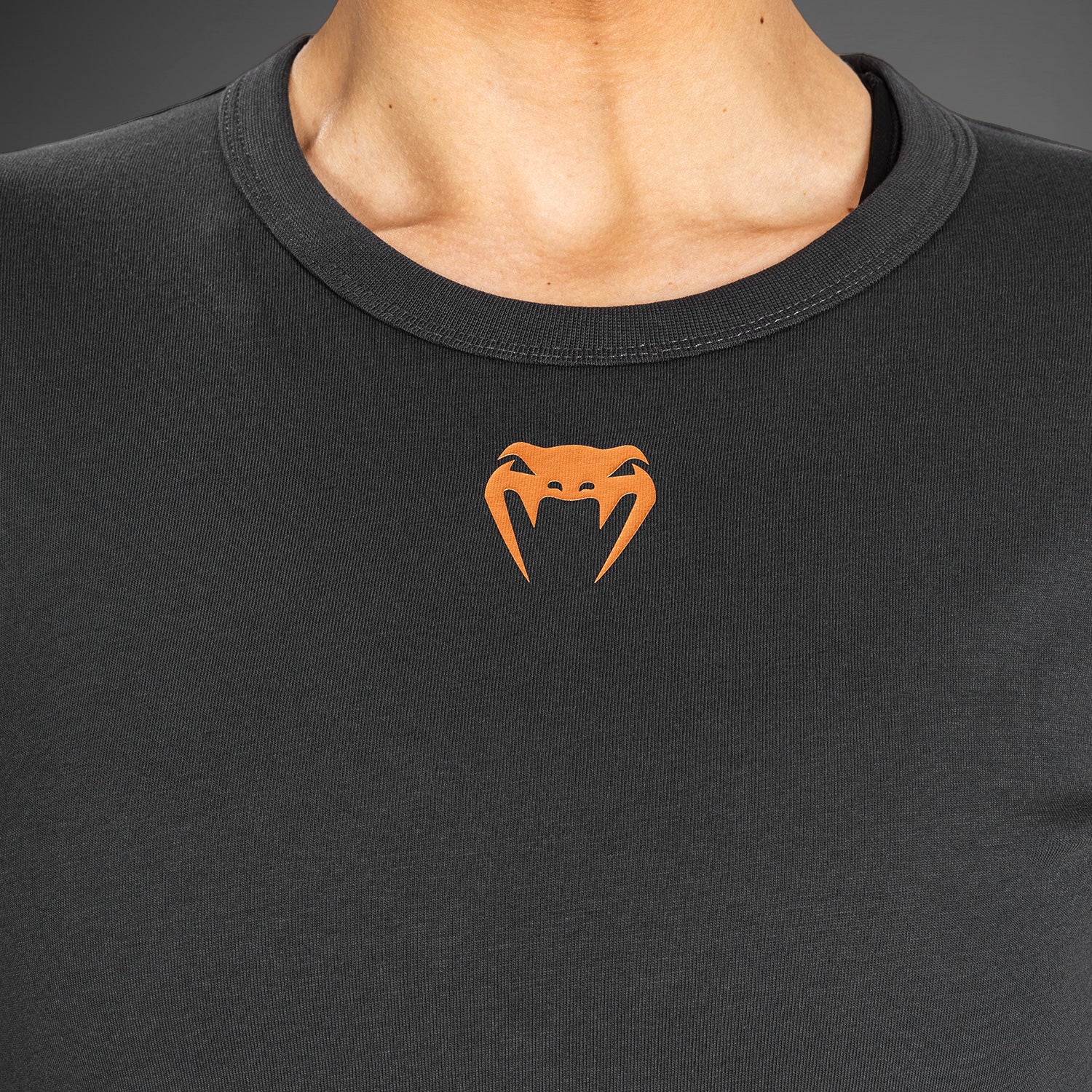 venum-ufc-adrenaline-fight-week-damen-langarm-t-shirt-charcoal-grey image 7