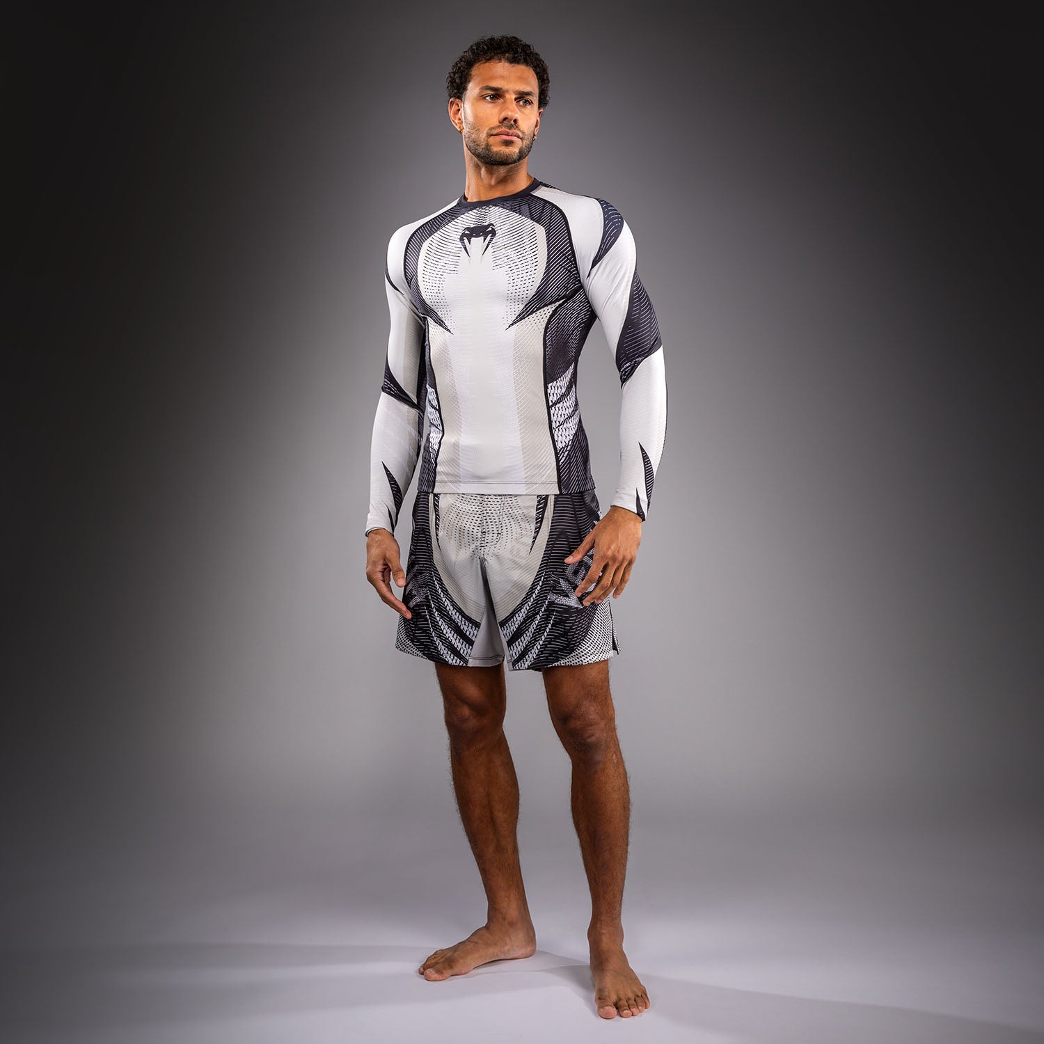 venum-galactic-3-0-langarm-rashguard-cremewei-schwarz image 2