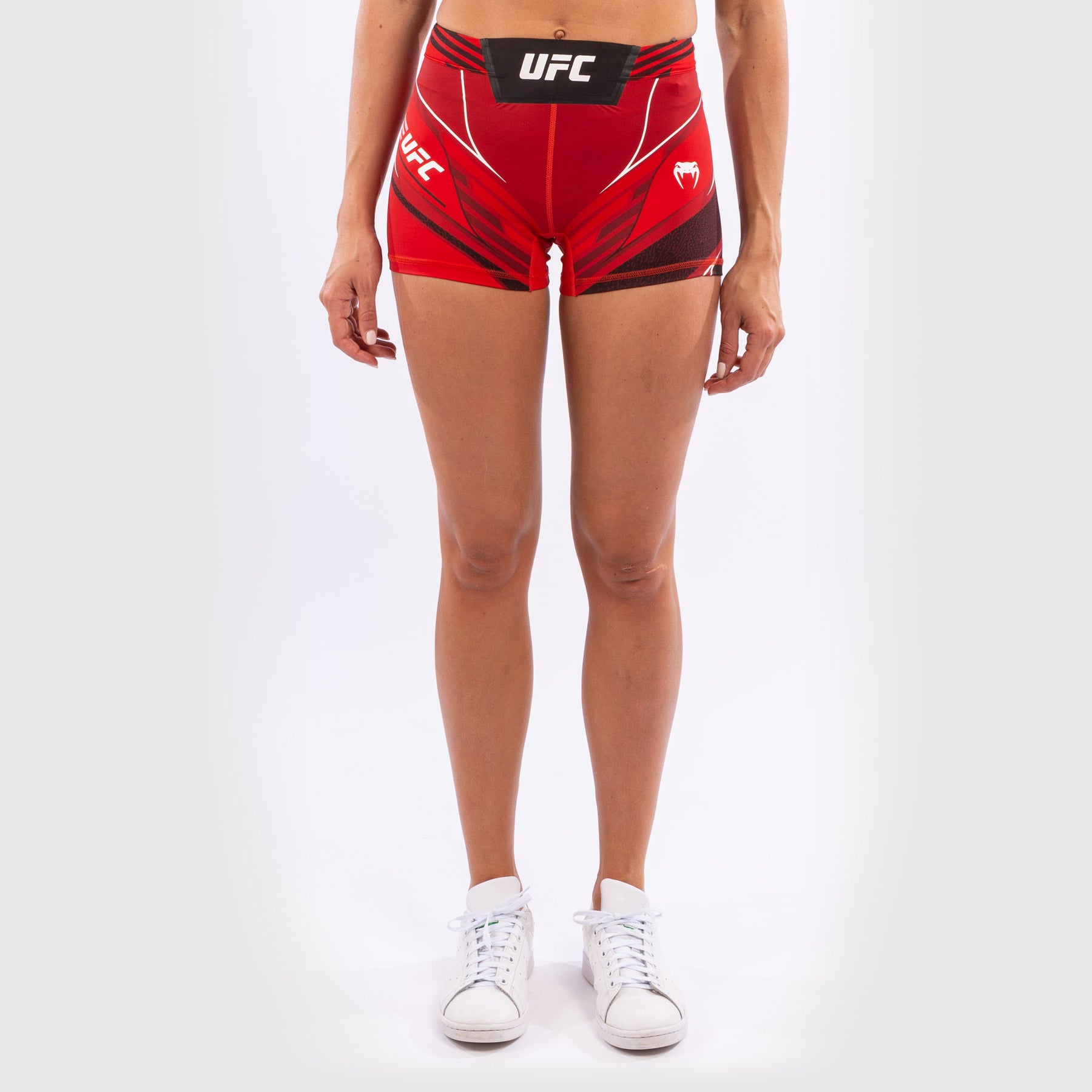venum-ufc-authentic-fight-night-damen-vale-tudo-shorts-short-fit-rot image 1