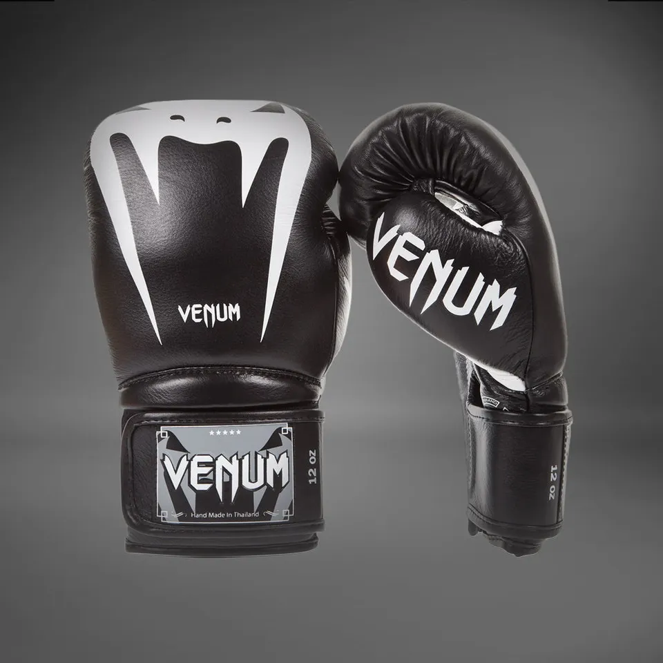 venum-giant-3-0-boxhandschuhe-nappaleder-schwarz image 1