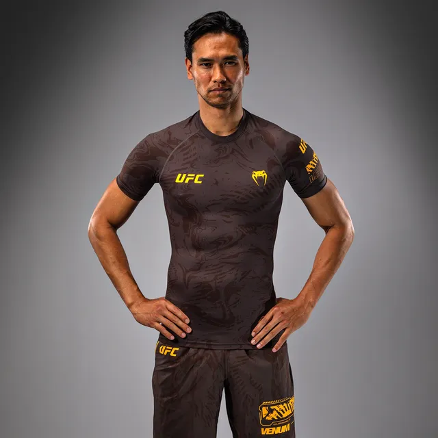 ufc-fusion-by-venum-fight-week-herren-performance-kurzarm-rashguard-erdiges-brau image 1
