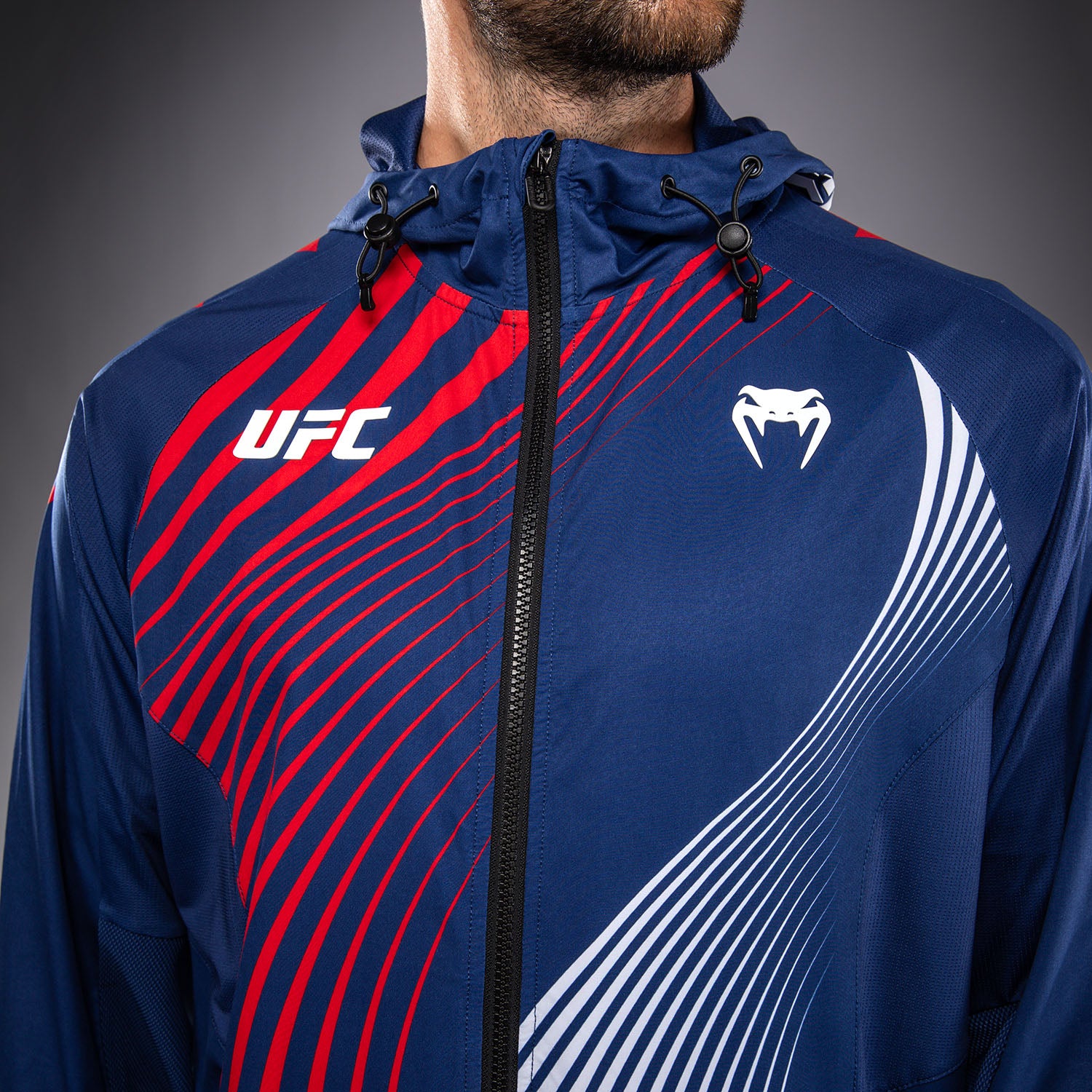 venum-ufc-freedom-250-authentic-fight-night-walkout-hoodie-herren-blau image 7
