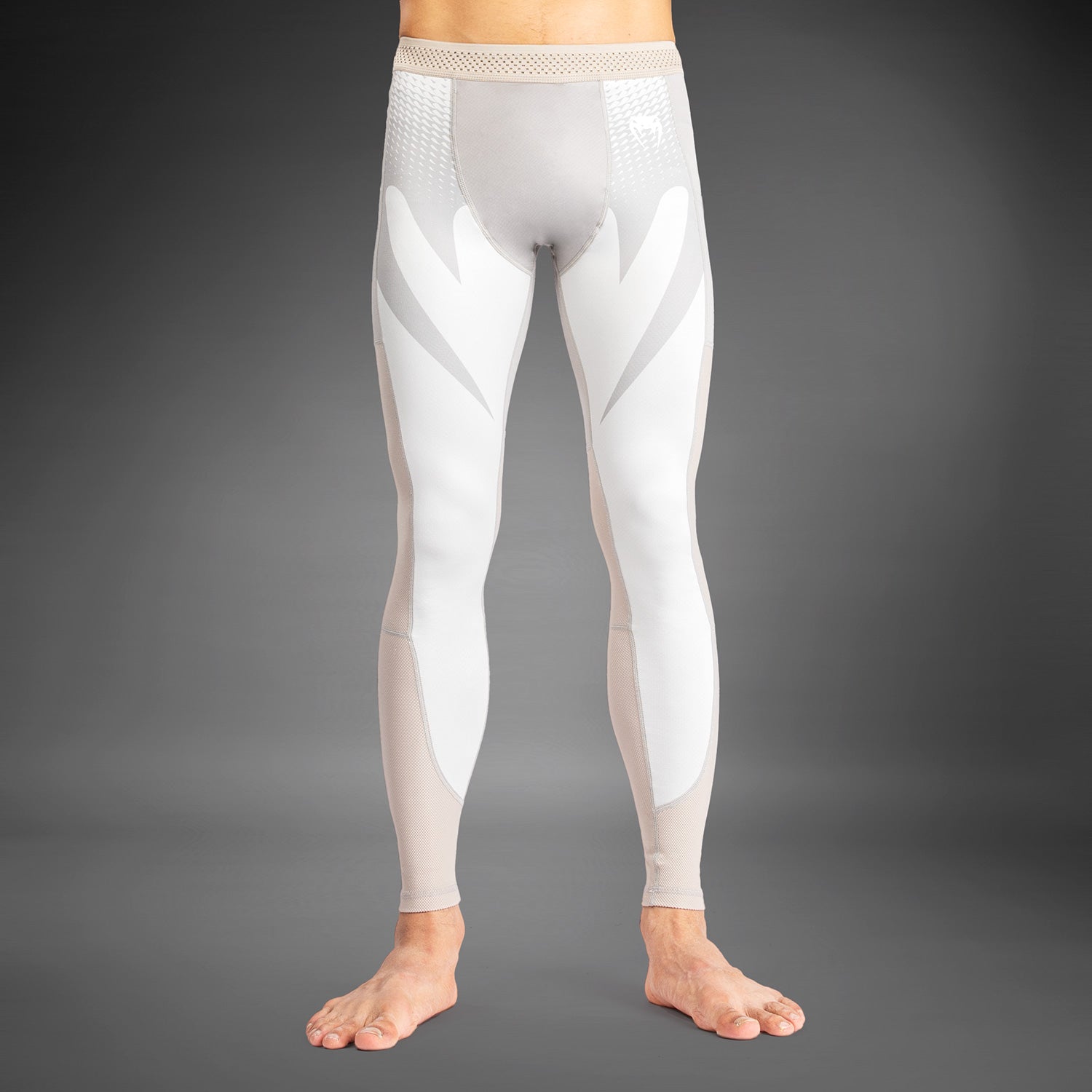 venum-attack-herren-gamaschen-spats-sand image 1