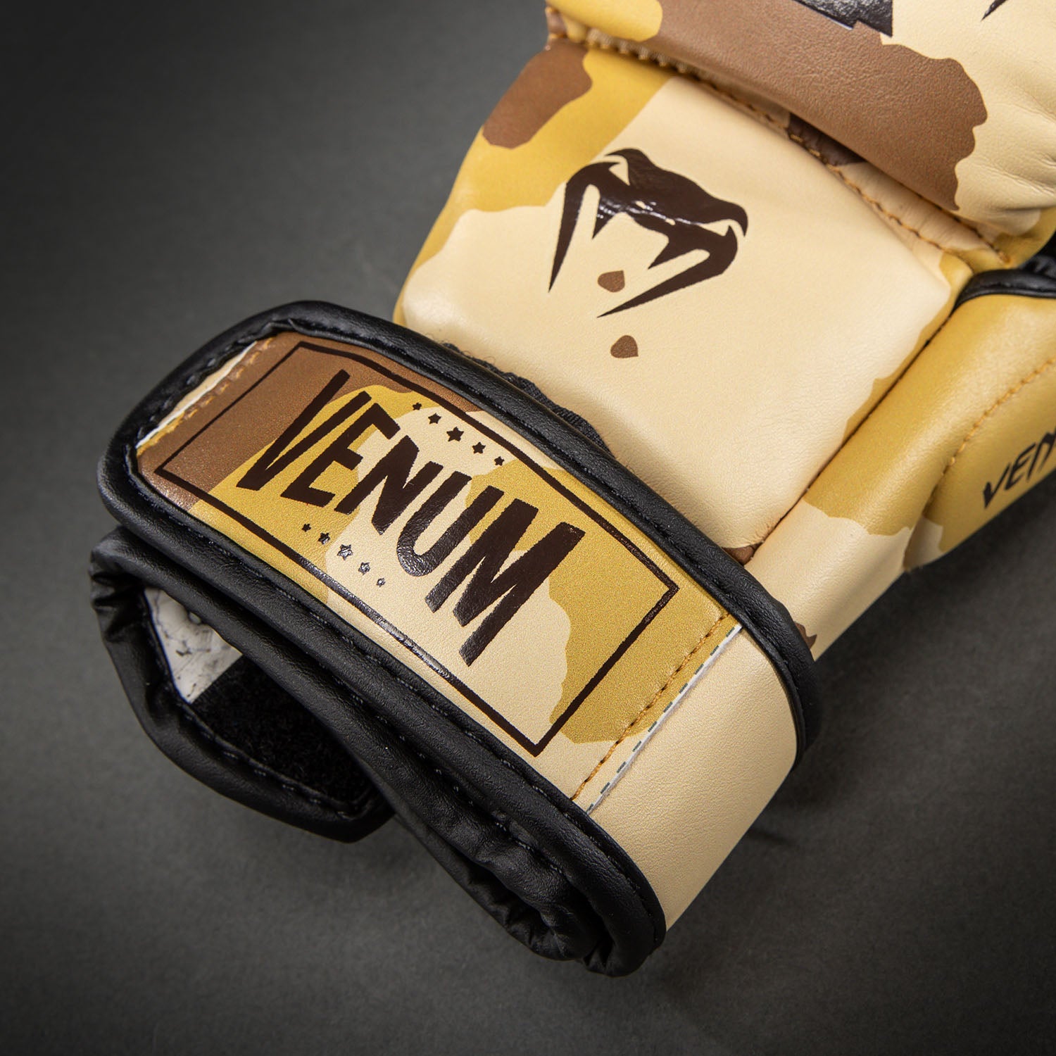 venum-elite-sparringhandschuhe-hellbeige-braun-boxhandschuhe-training image 4