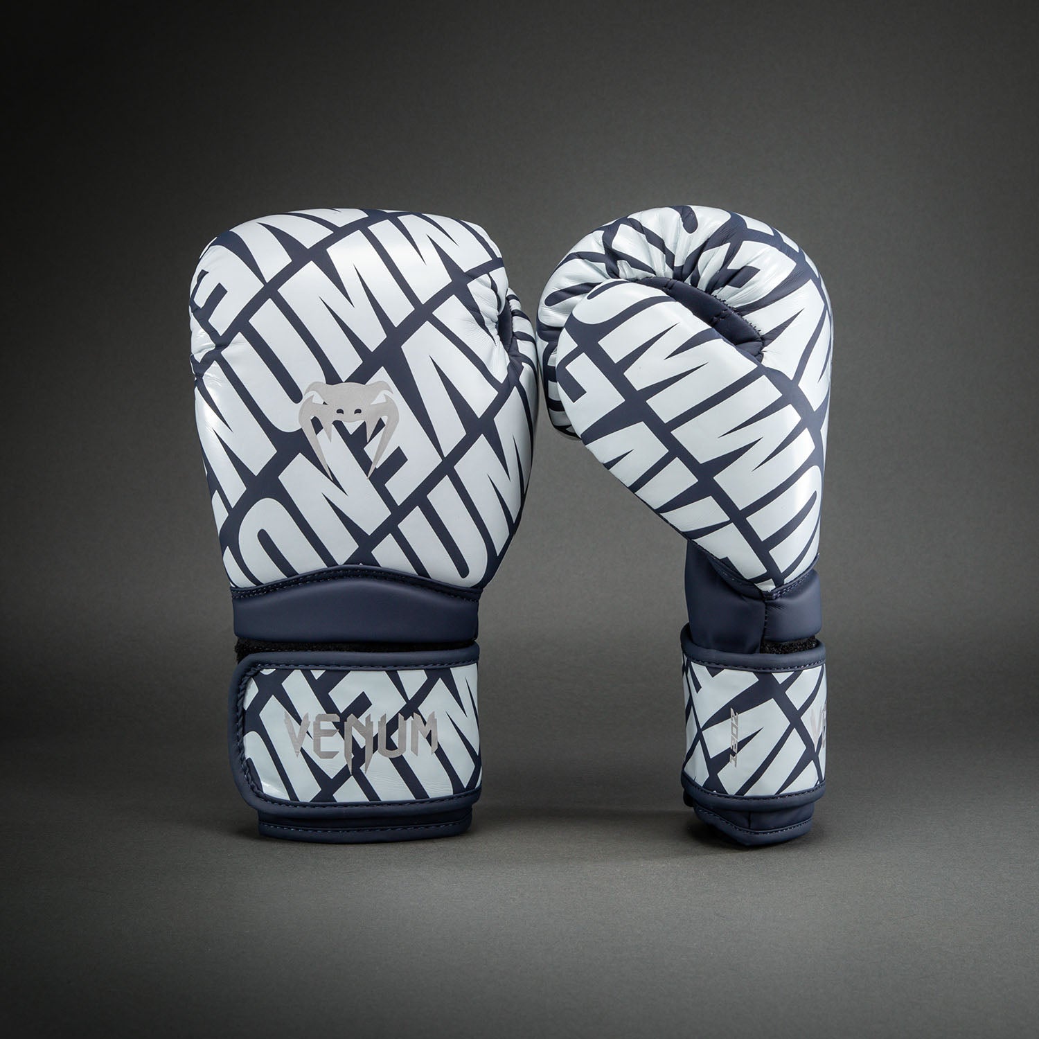 venum-contender-1-5xt-boxhandschuhe-dunkelmarine-cremewei image 1