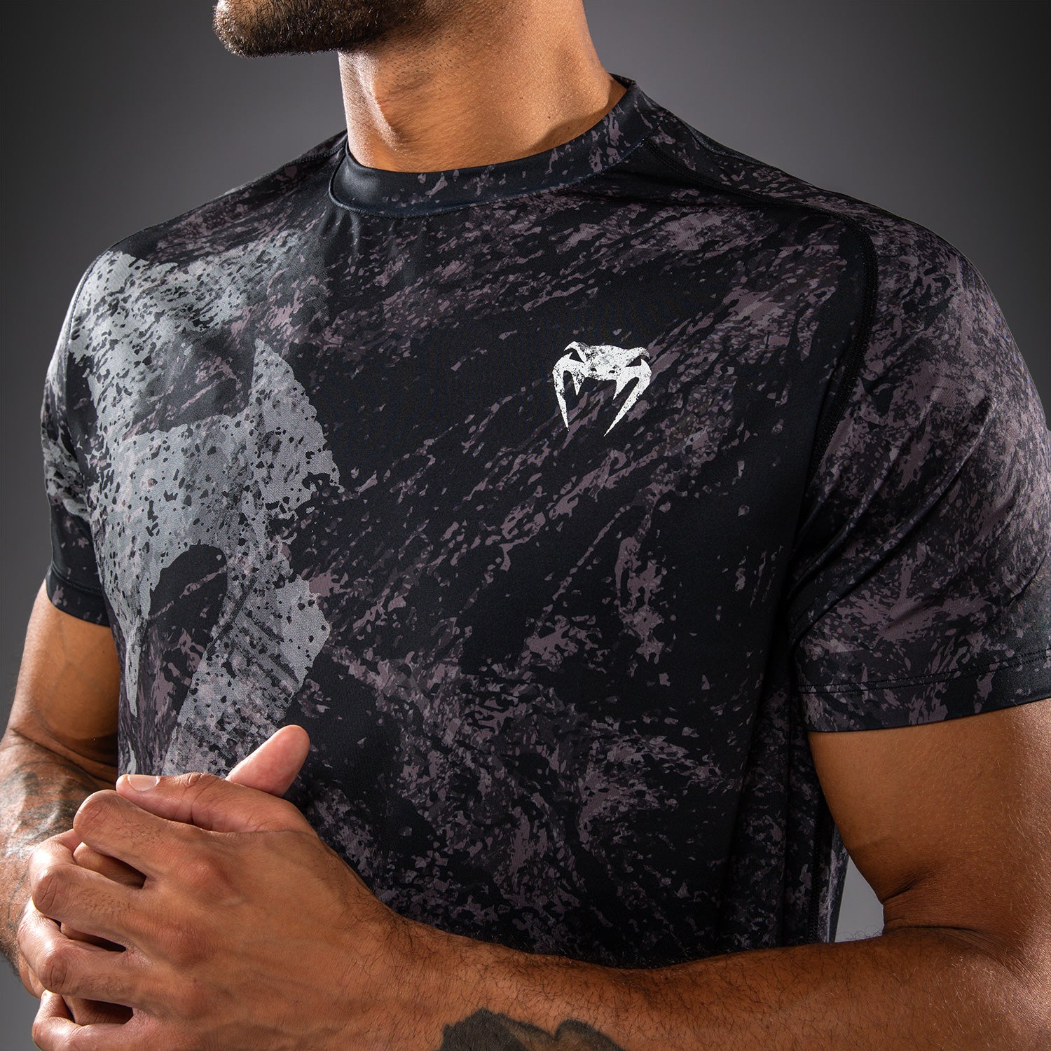 venum-rage-workout-dry-tech-t-shirt-schwarz-grau image 6