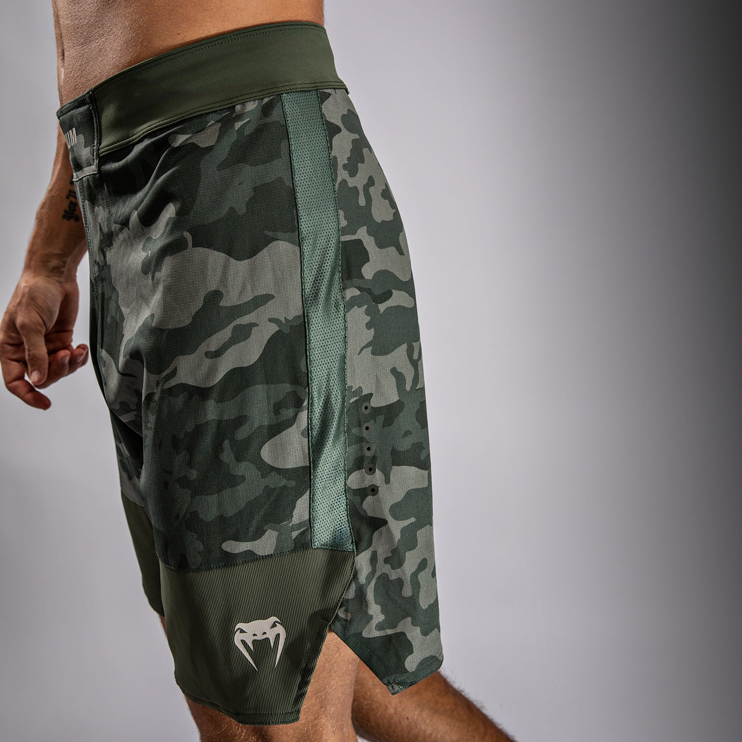 venum-g-fit-air-kampfsportshorts-herren-armee-tarnmuster image 5