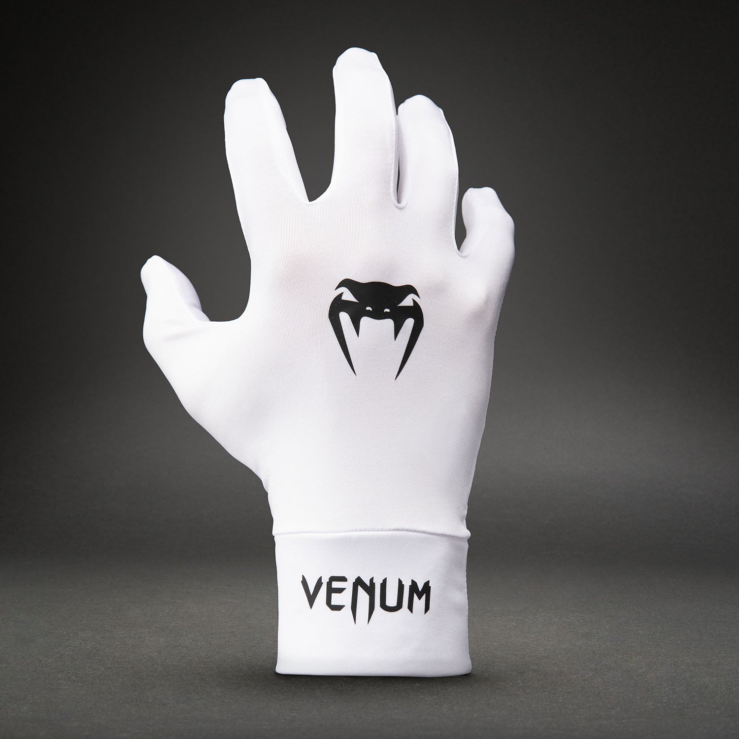 venum-innenhandschuhe-wei image 3