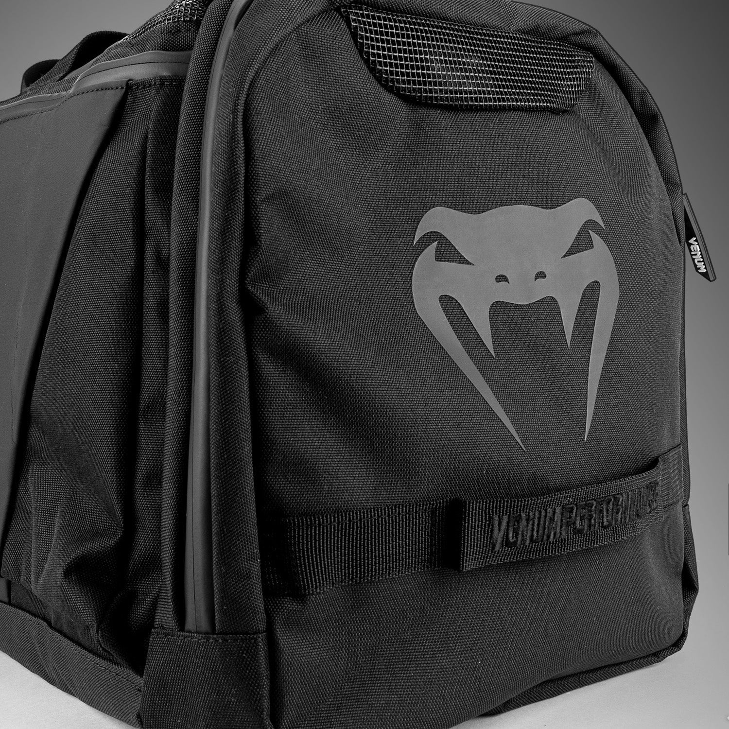 venum-trainer-lite-evo-sporttasche-48l-schwarz image 5