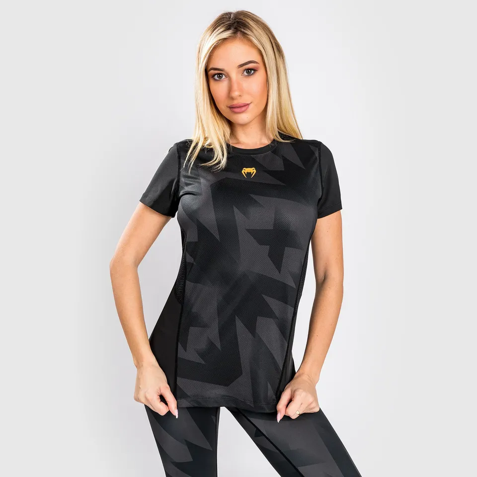 venum-razor-dry-tech-t-shirt-damen-schwarz-gold image 1