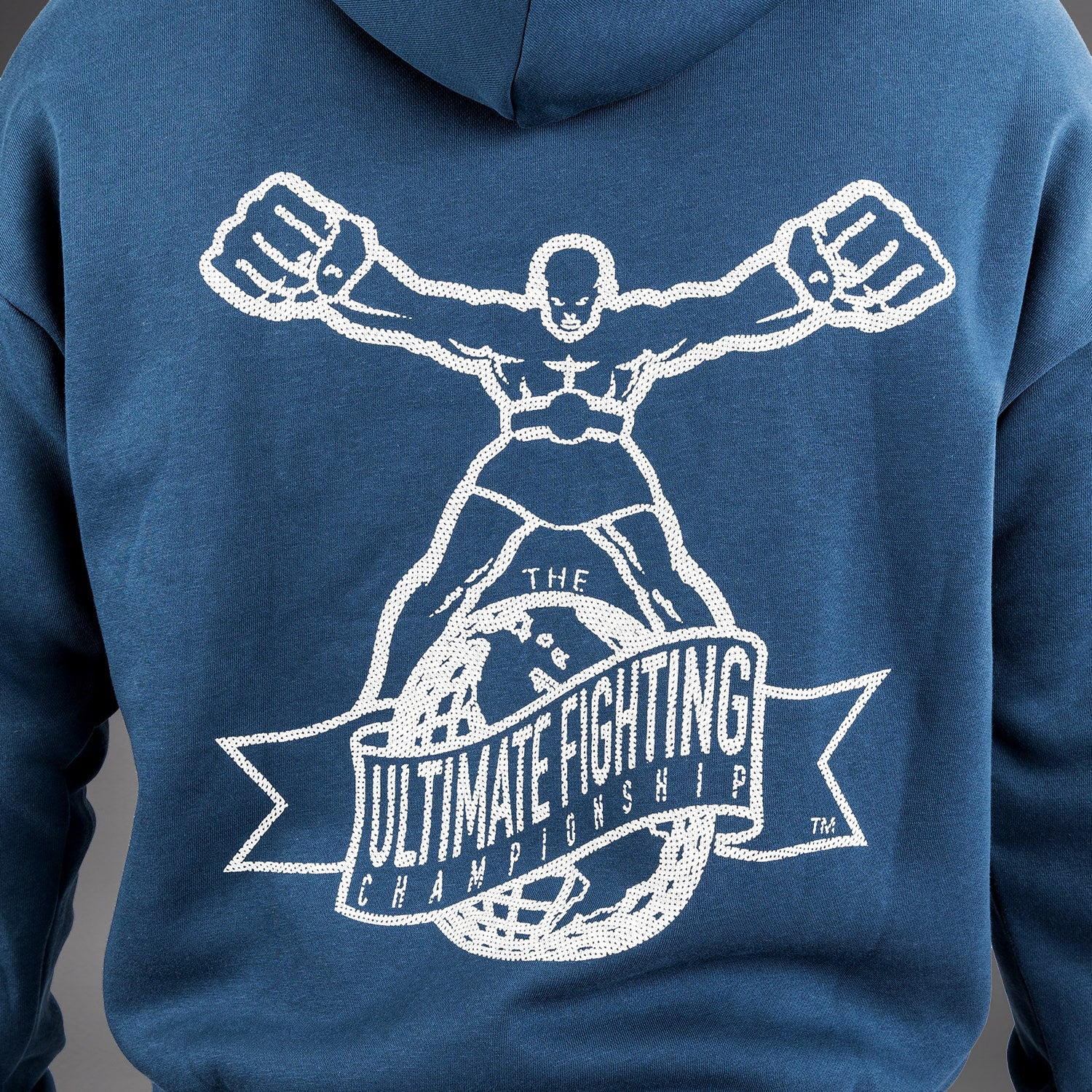 ufc-by-venum-ulti-man-hoodie-blau-herren image 5
