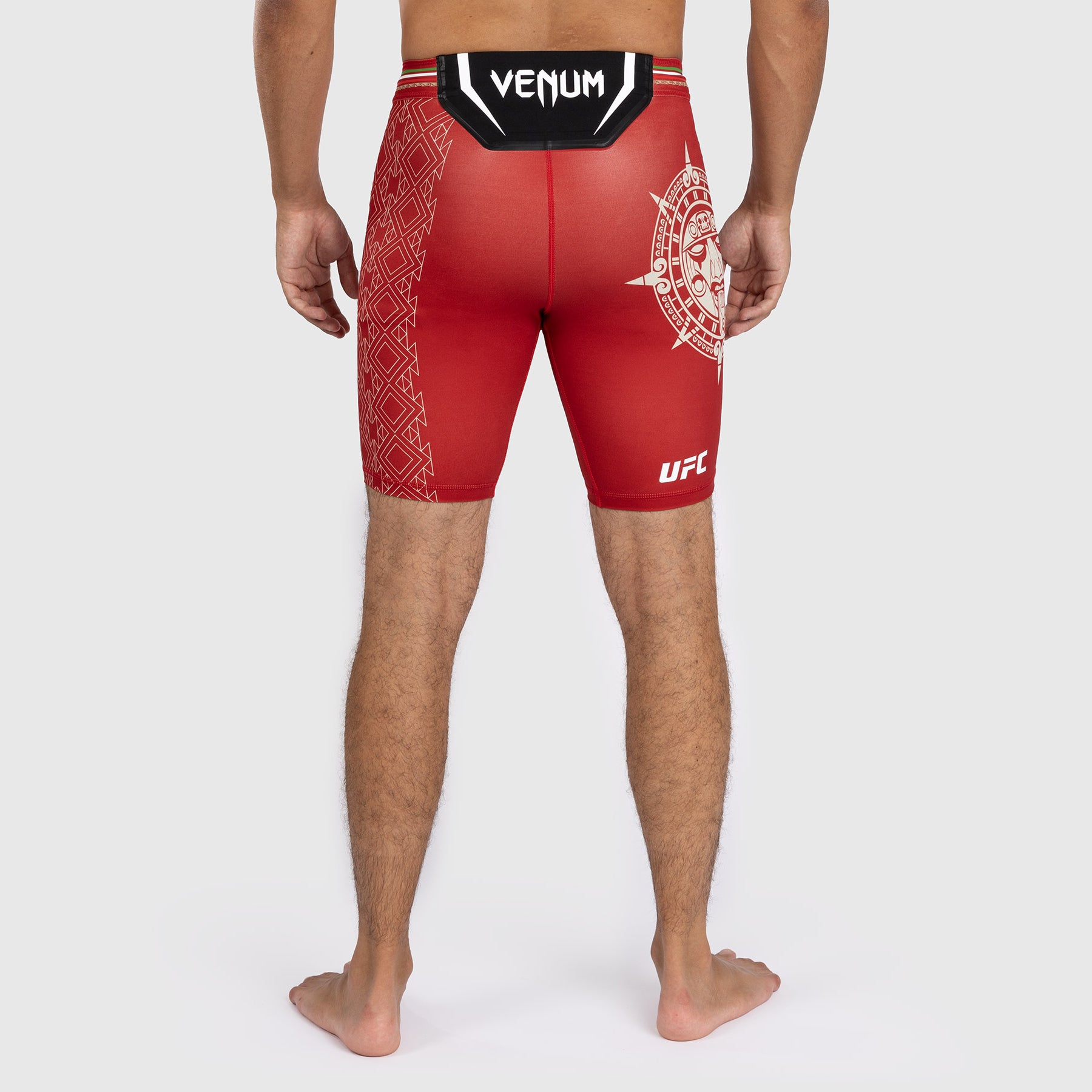 noche-ufc-by-venum-authentic-fight-night-herren-vale-tudo-shorts-rot image 3