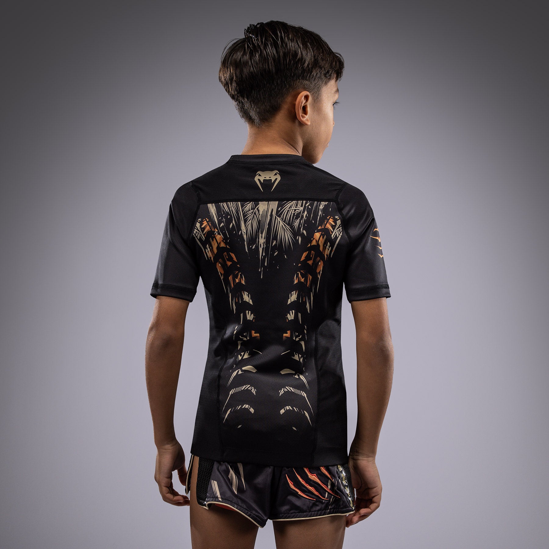 venum-tiger-rashguard-kinder-kurzarm-schwarz-neon-orange image 3